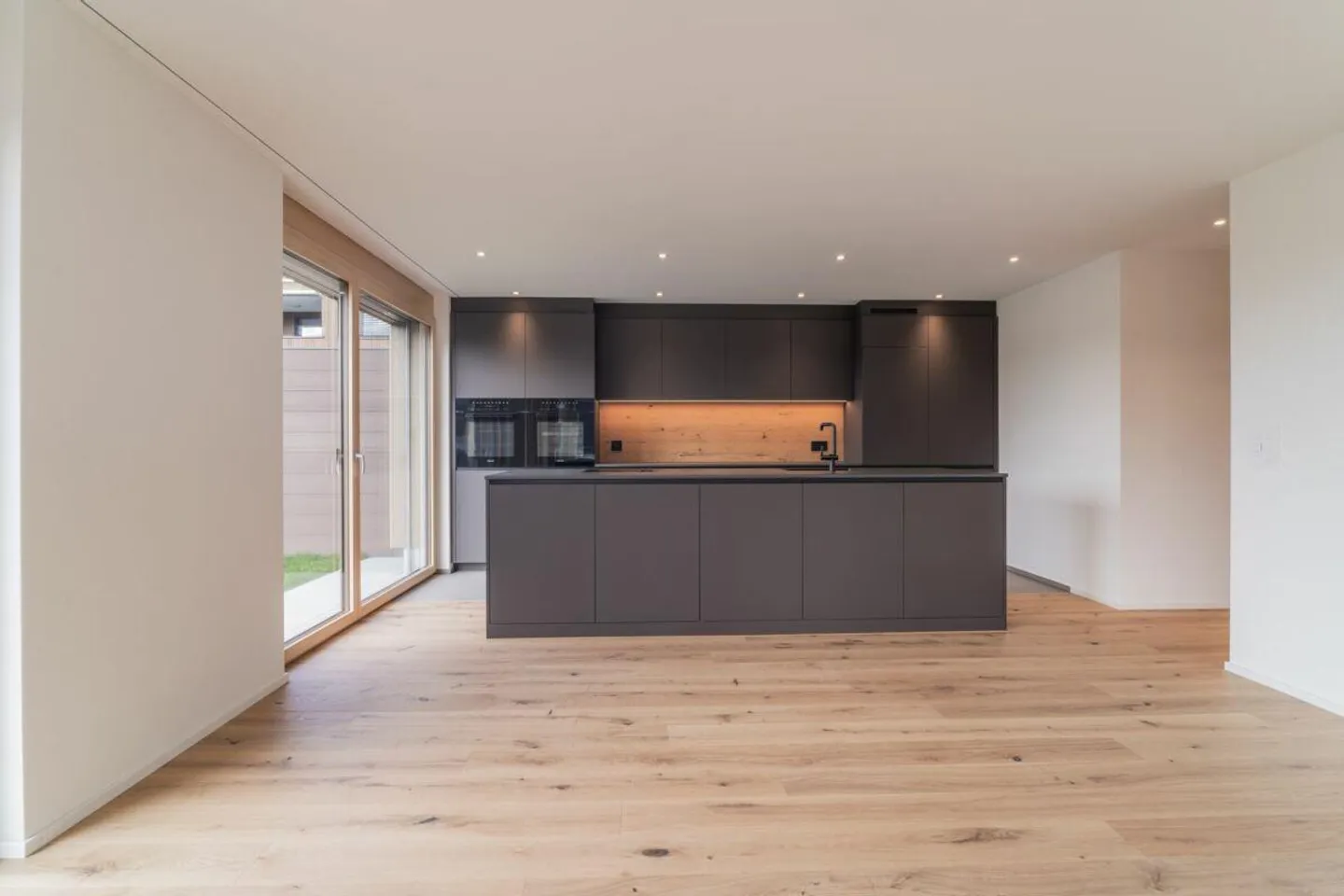 RISERVATO - Foto 4 di 11