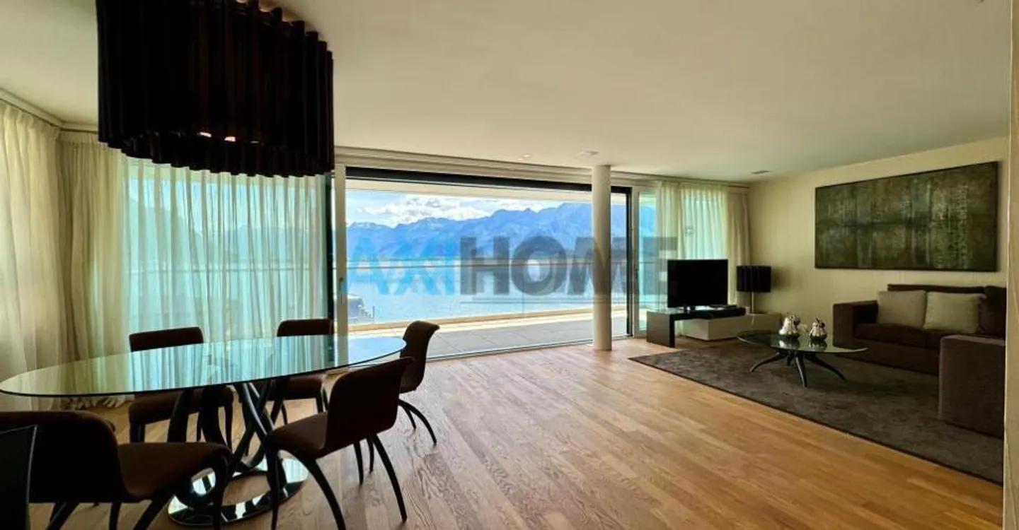 For rent: On the quays of Montreux, in the city center - Photo 4 of 13