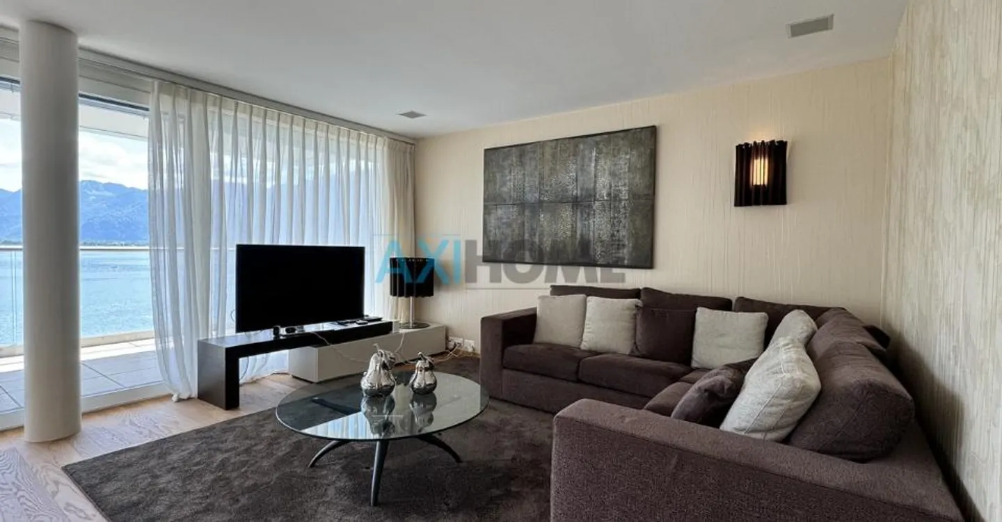 For rent: On the quays of Montreux, in the city center - Photo 8 of 13