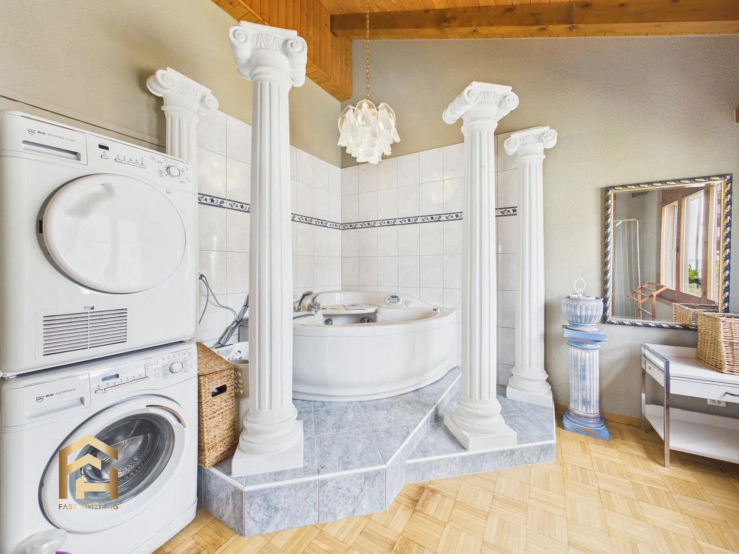 Exklusive 4.5-Zimmer-Attikawohnung mit unverbaubarer Panoramasicht in - Foto 7 von 13