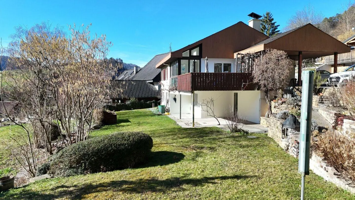 Modern Apartment with Garden - Photo 1 of 16