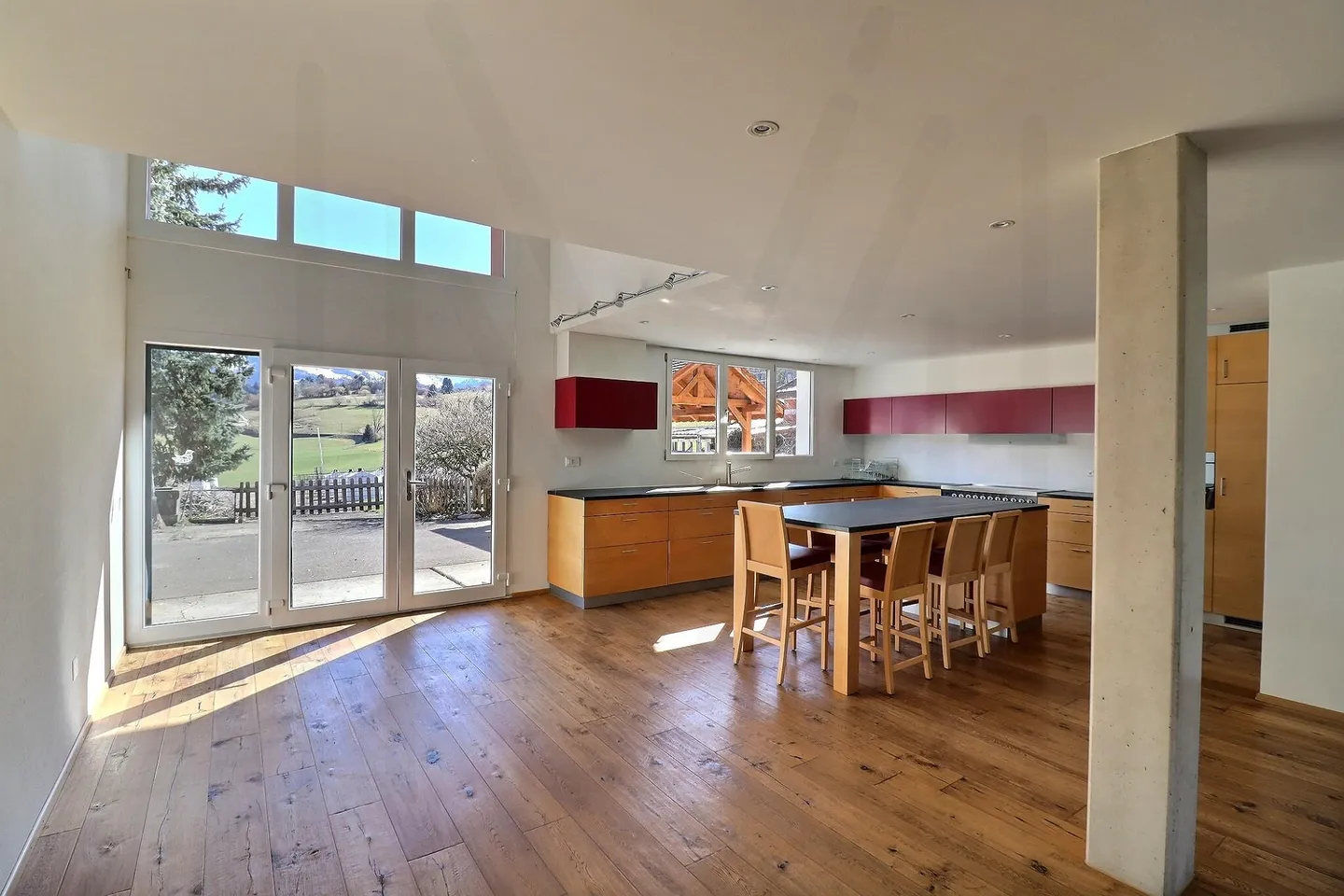 Magnifica casa adiacente di 5,5 stanze in un'azienda agricola - Foto 2 di 22