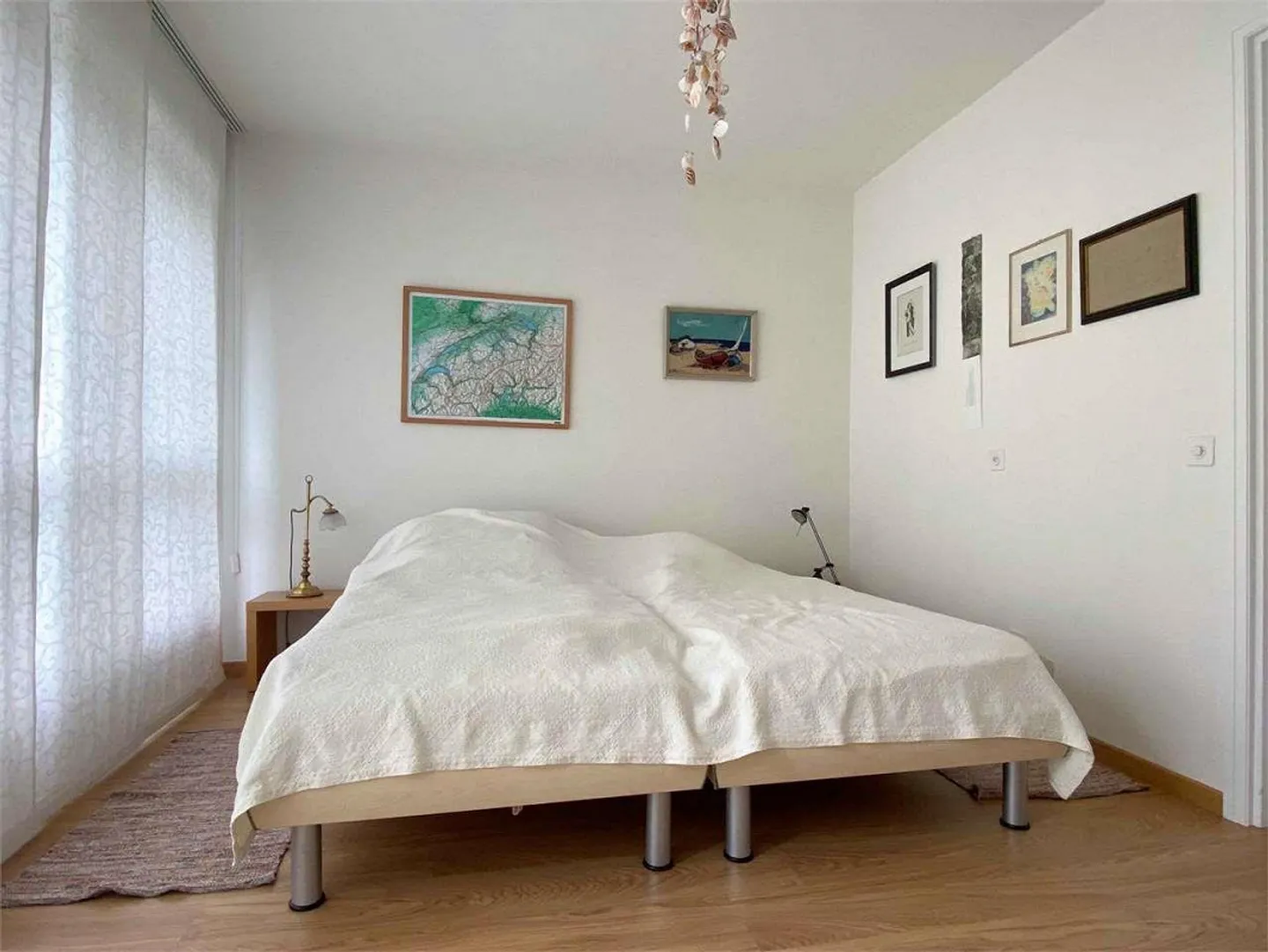 Großes, gepflegtes, geräumiges Haus inmitten des Grüns! - Foto 8 von 13