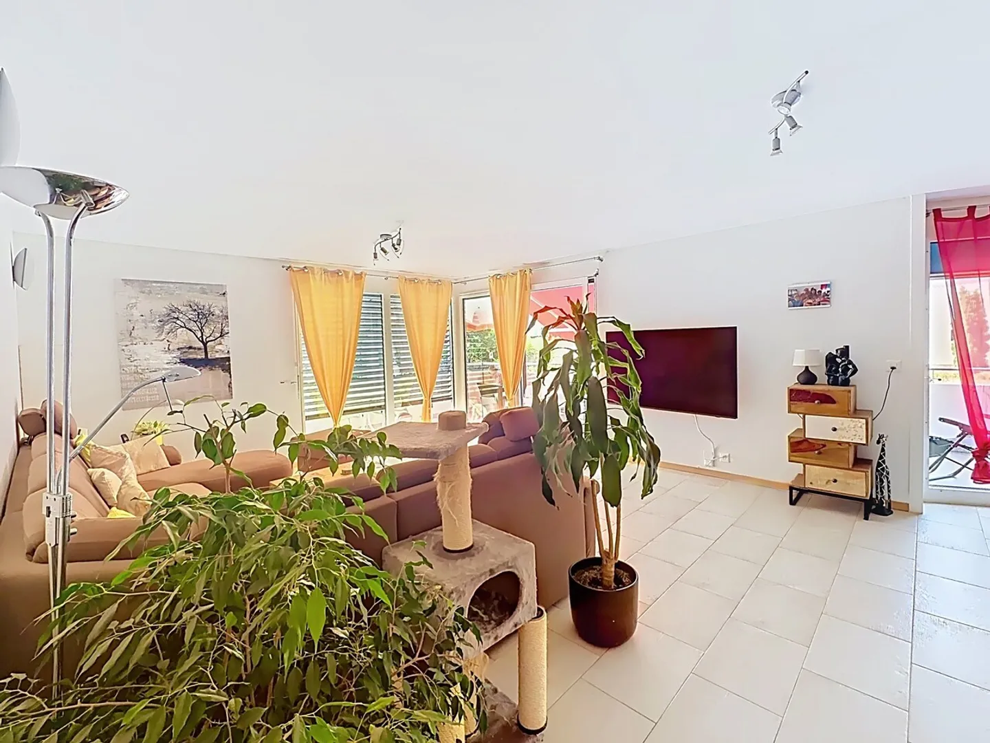 5.5 Room Apartment in PPE, 1st Floor with Balcony - Photo 2 of 13