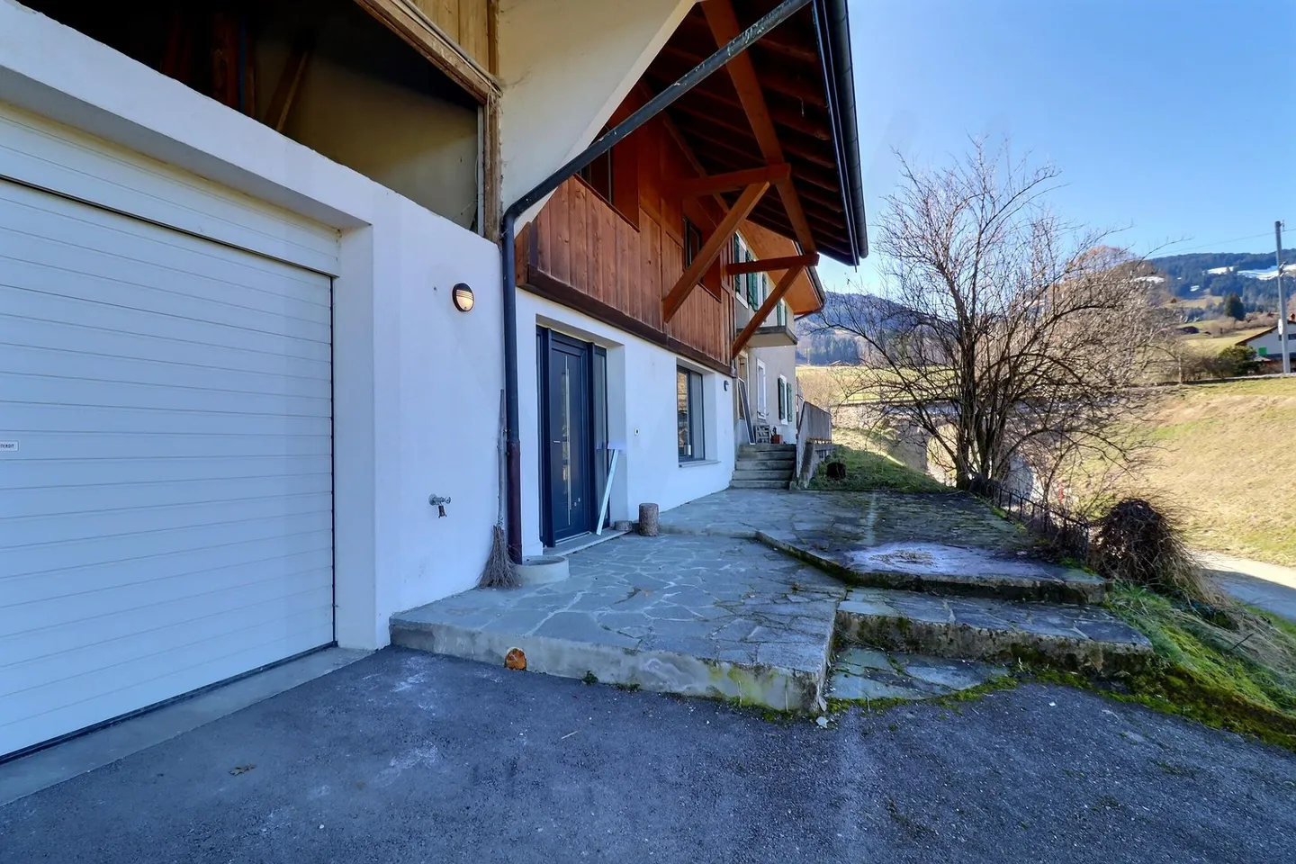 Magnifica casa adiacente di 5,5 stanze in un'azienda agricola - Foto 8 di 22