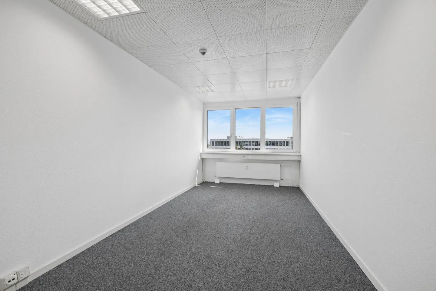 Espaces de bureau flexibles avec atrium à Allschwil, 420 à 946m² - Photo 6 sur 7