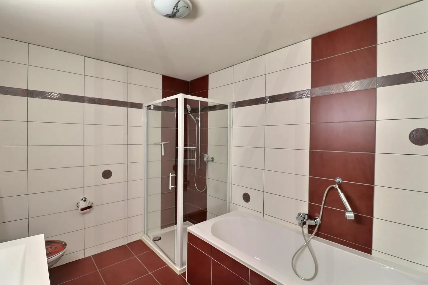 Magnifica casa adiacente di 5,5 stanze in un'azienda agricola - Foto 15 di 22