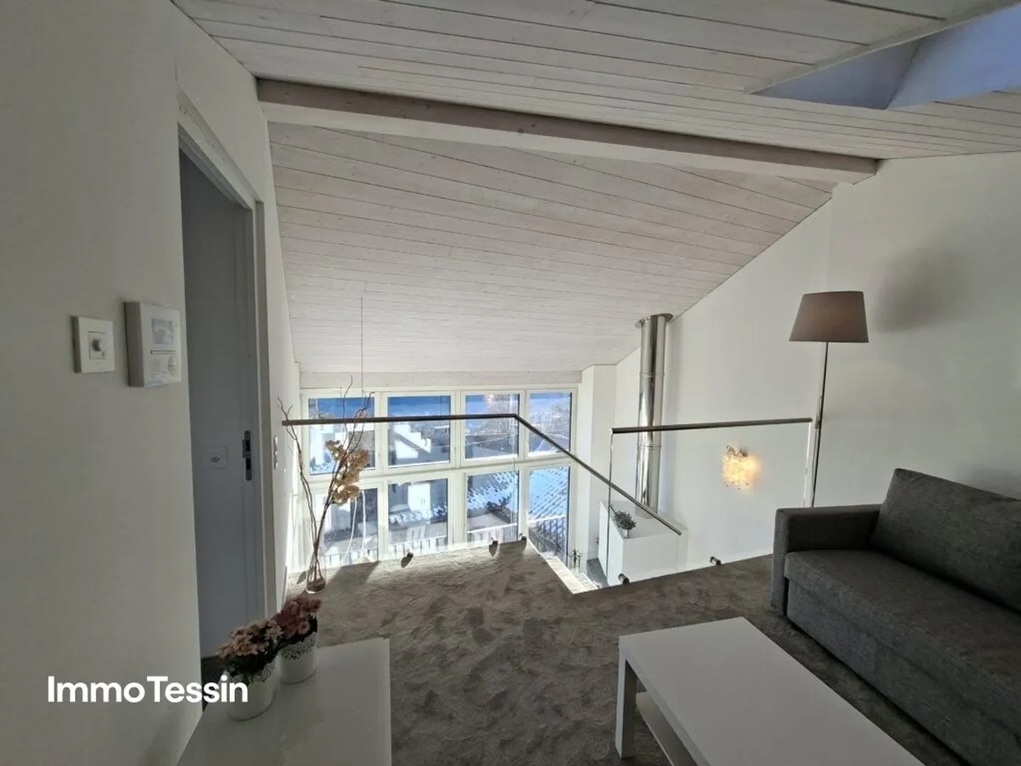 RENTAL: Elegant, luxuriously renovated multi-family house with 3 apartments in a sunny and quiet panoramic location - Photo 11 of 13