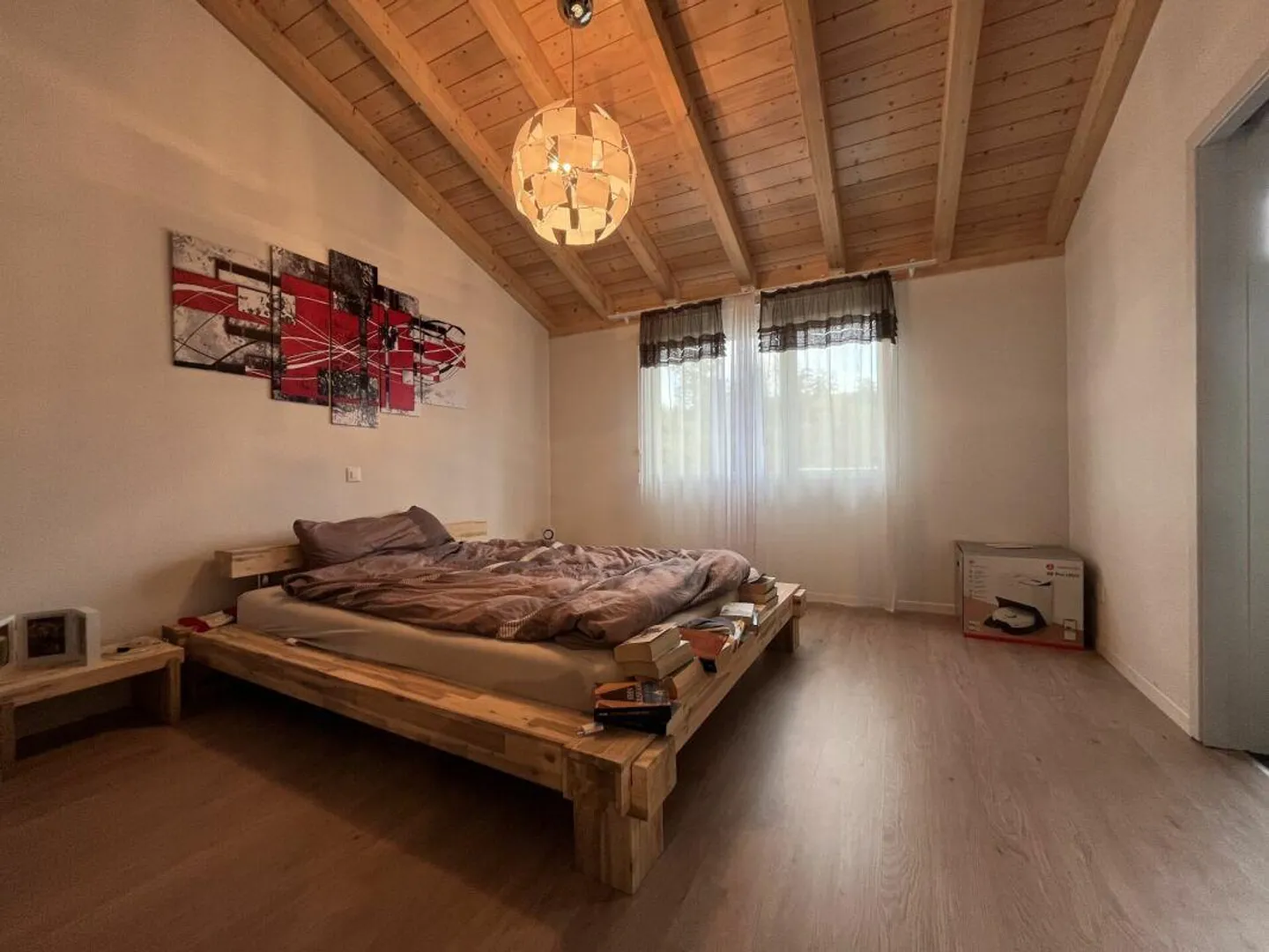 Appartement en attique spacieux de 4,5 pièces avec galerie et chambre supplémentaire - Photo 6 sur 10