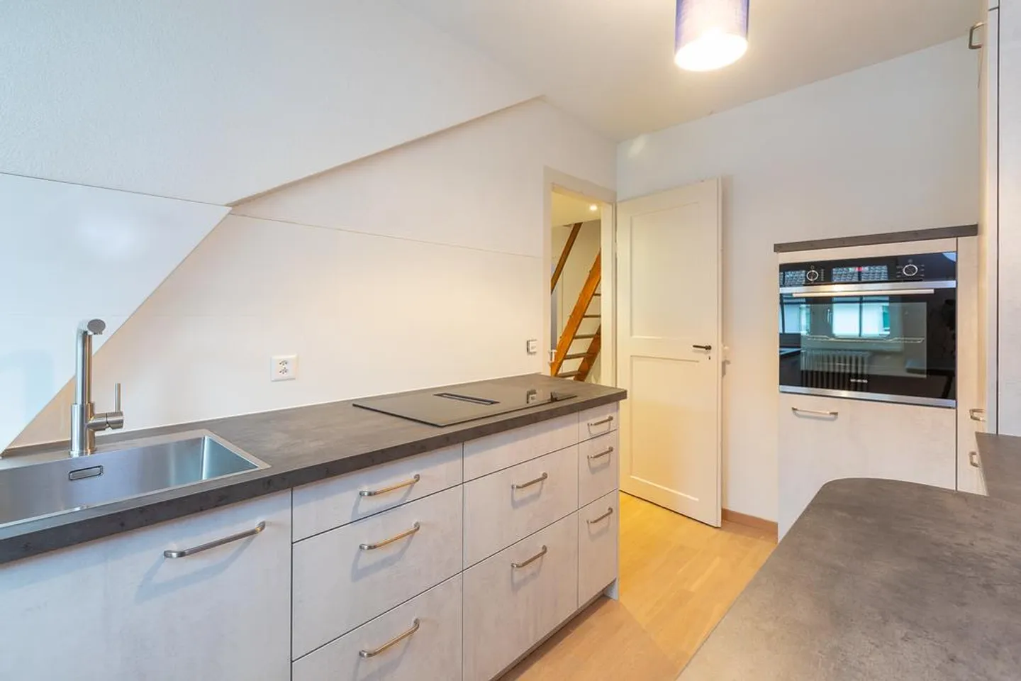 Charmante Dachwohnung in Riehen - Foto 6 von 9