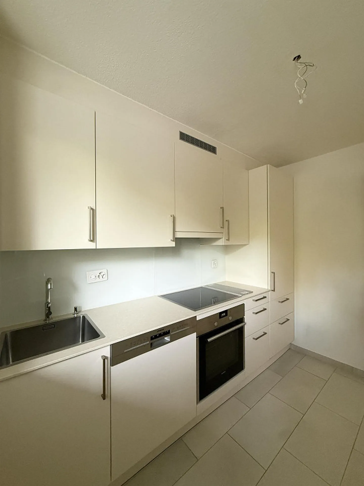 60 m² per il comfort - 3 stanze con balcone - Foto 8 di 10