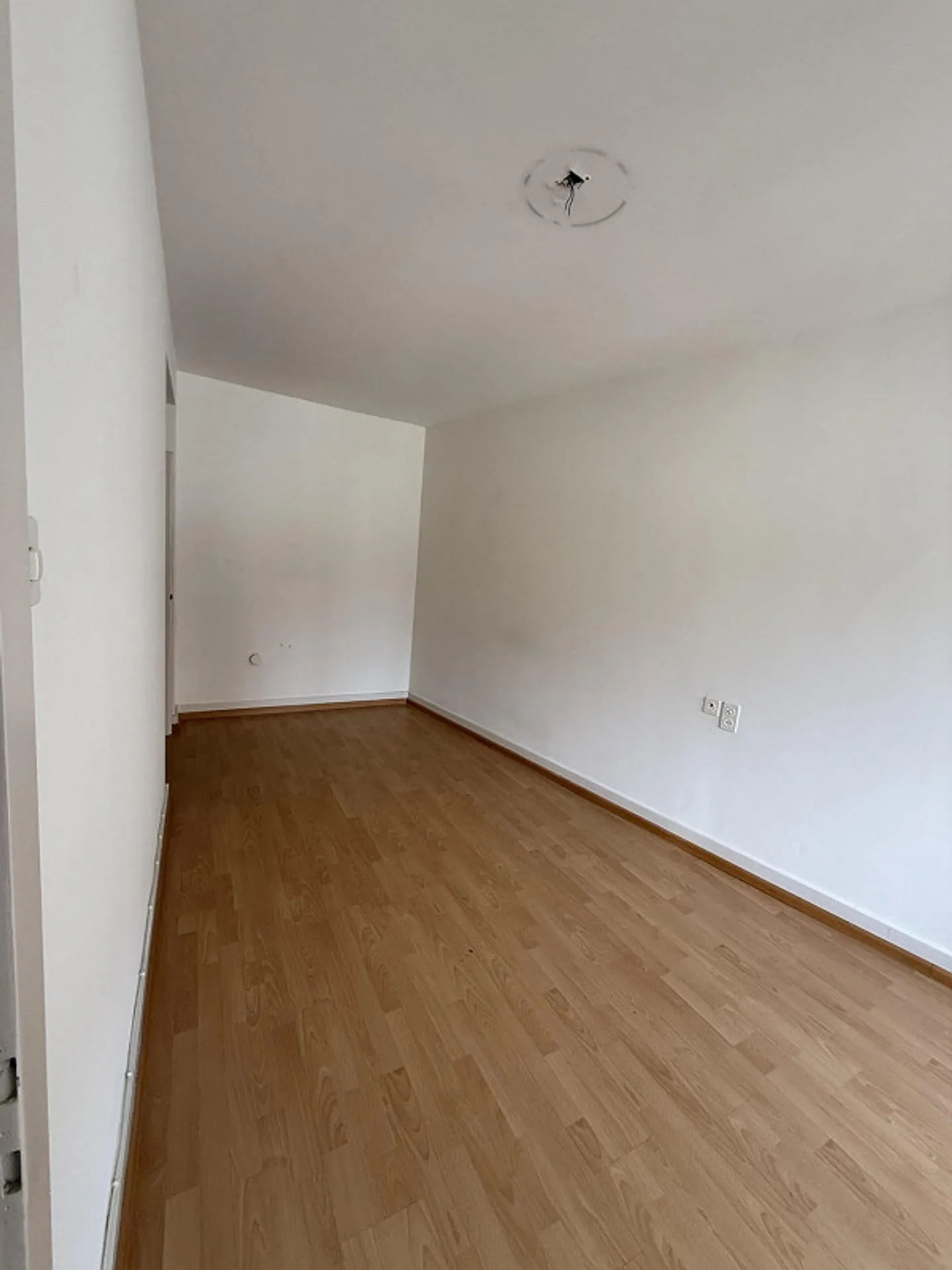 Espace de bureau avec balcon et emplacement privilégié sur la Barfüsserplatz - Photo 6 sur 10