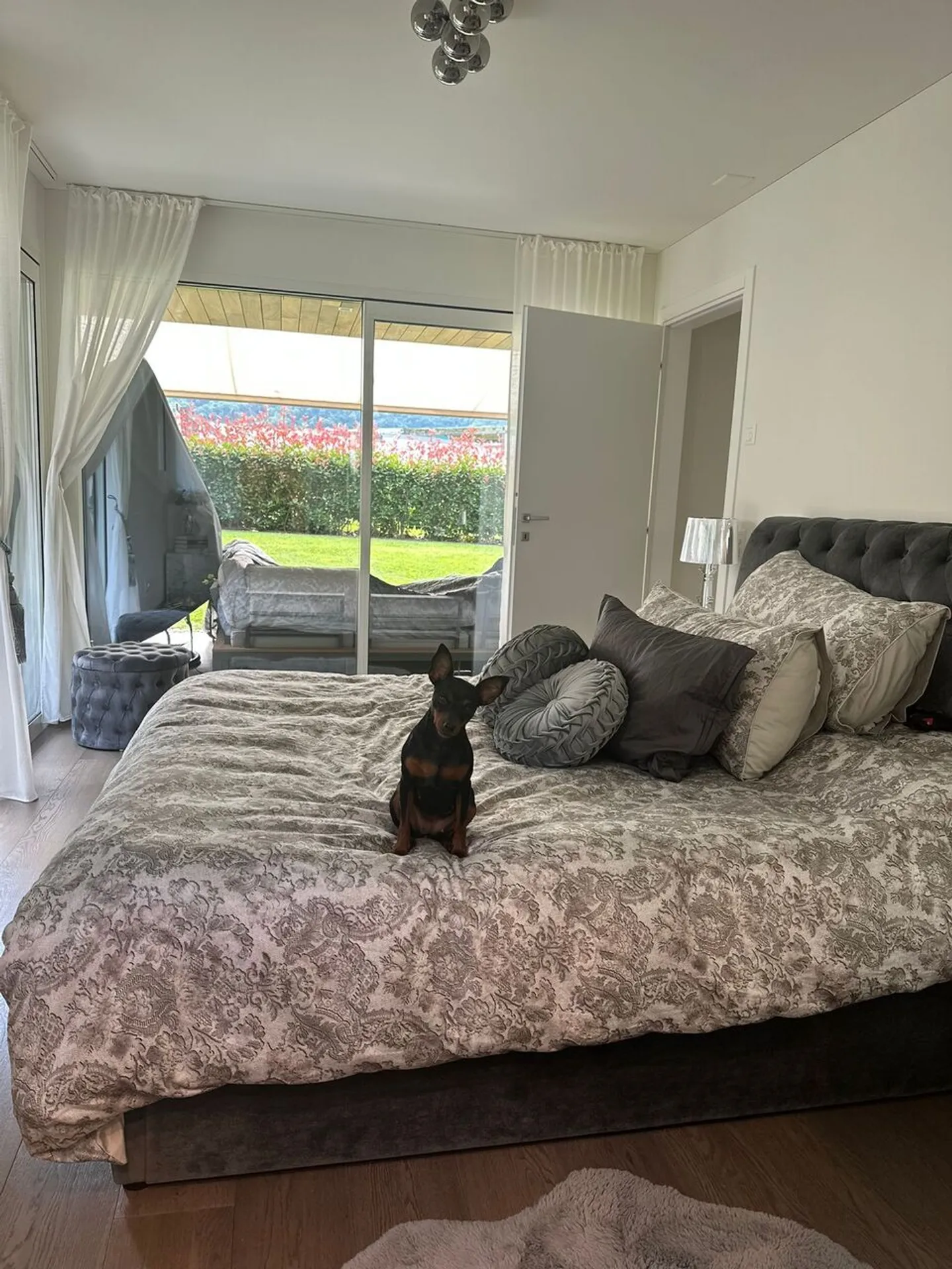 Nous louons un appartement de 3,5 pièces avec jardin privé et vue sur le lac - Photo 6 sur 9