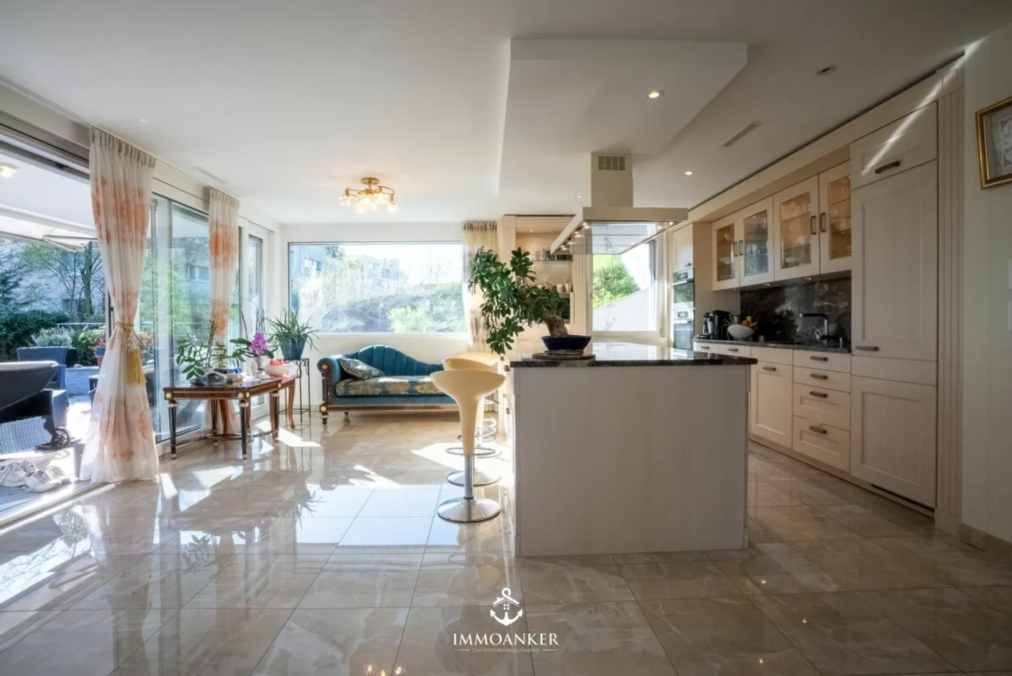 Appartamento in vendita - Foto 1 di 13