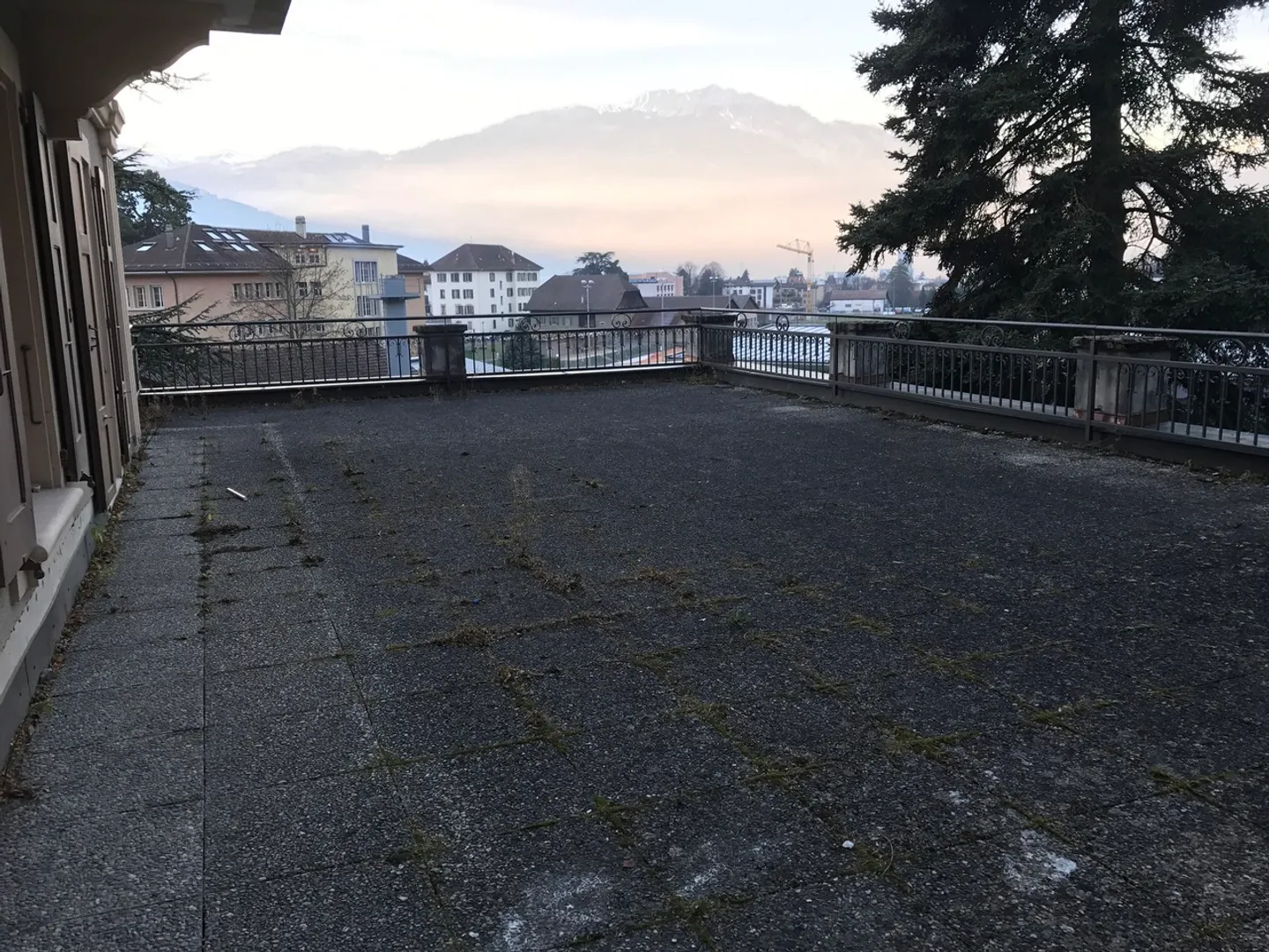 Charming 2.5-room apartment - Available from 01.03.2026 - Photo 5 of 11