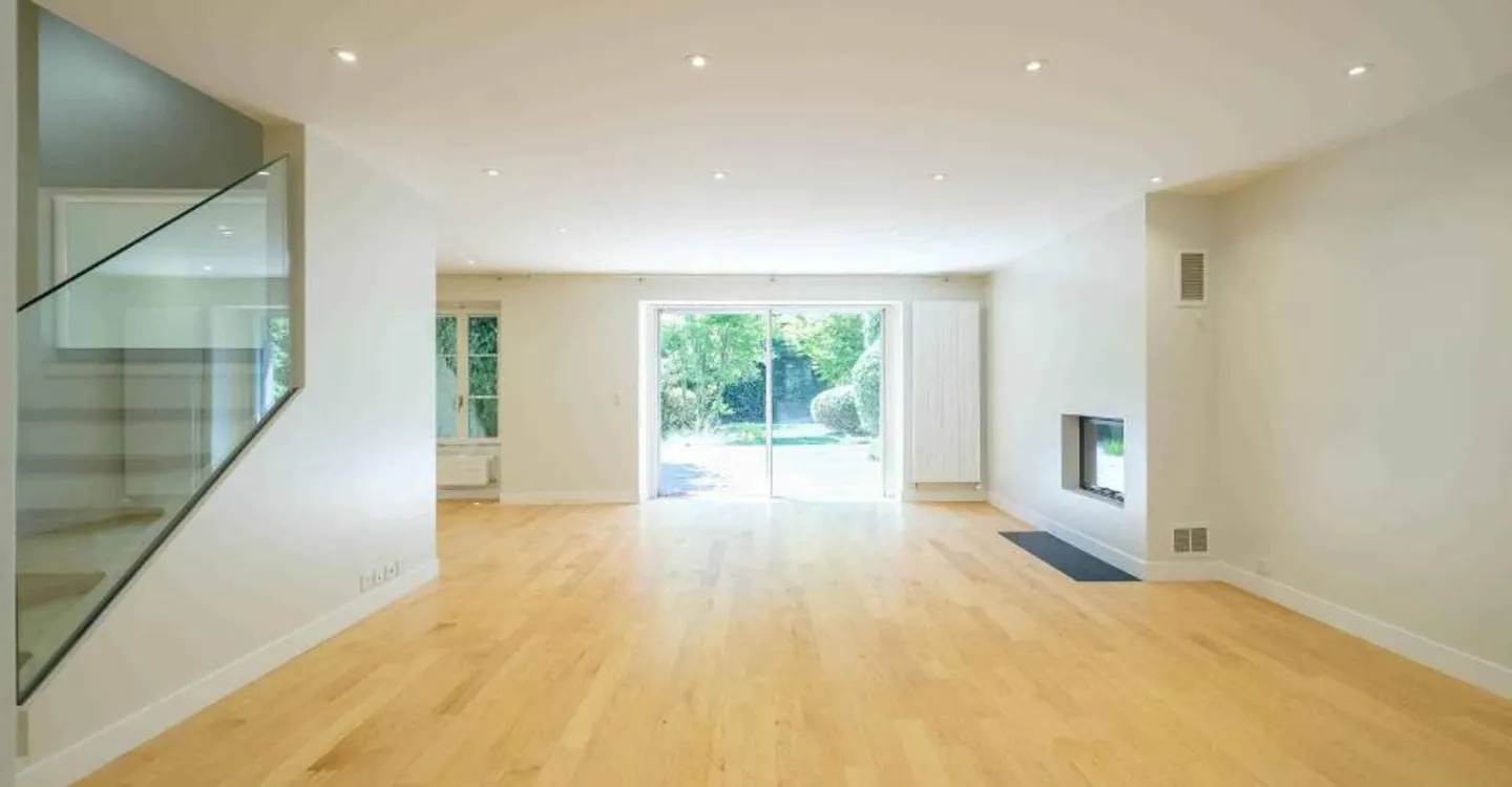 Magnificent village house with garden in PPE - Photo 2 of 11