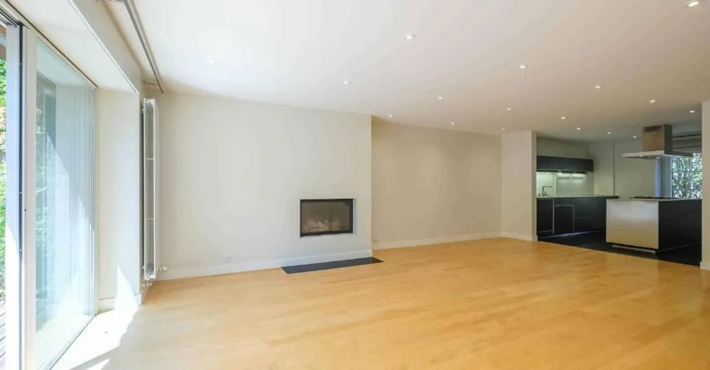 Magnificent village house with garden in PPE - Photo 3 of 11