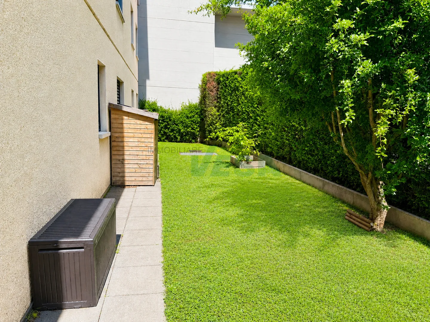 Bel appartement 6,5 pièces avec jardin dans une zone colline tranquille - Photo 11 sur 13