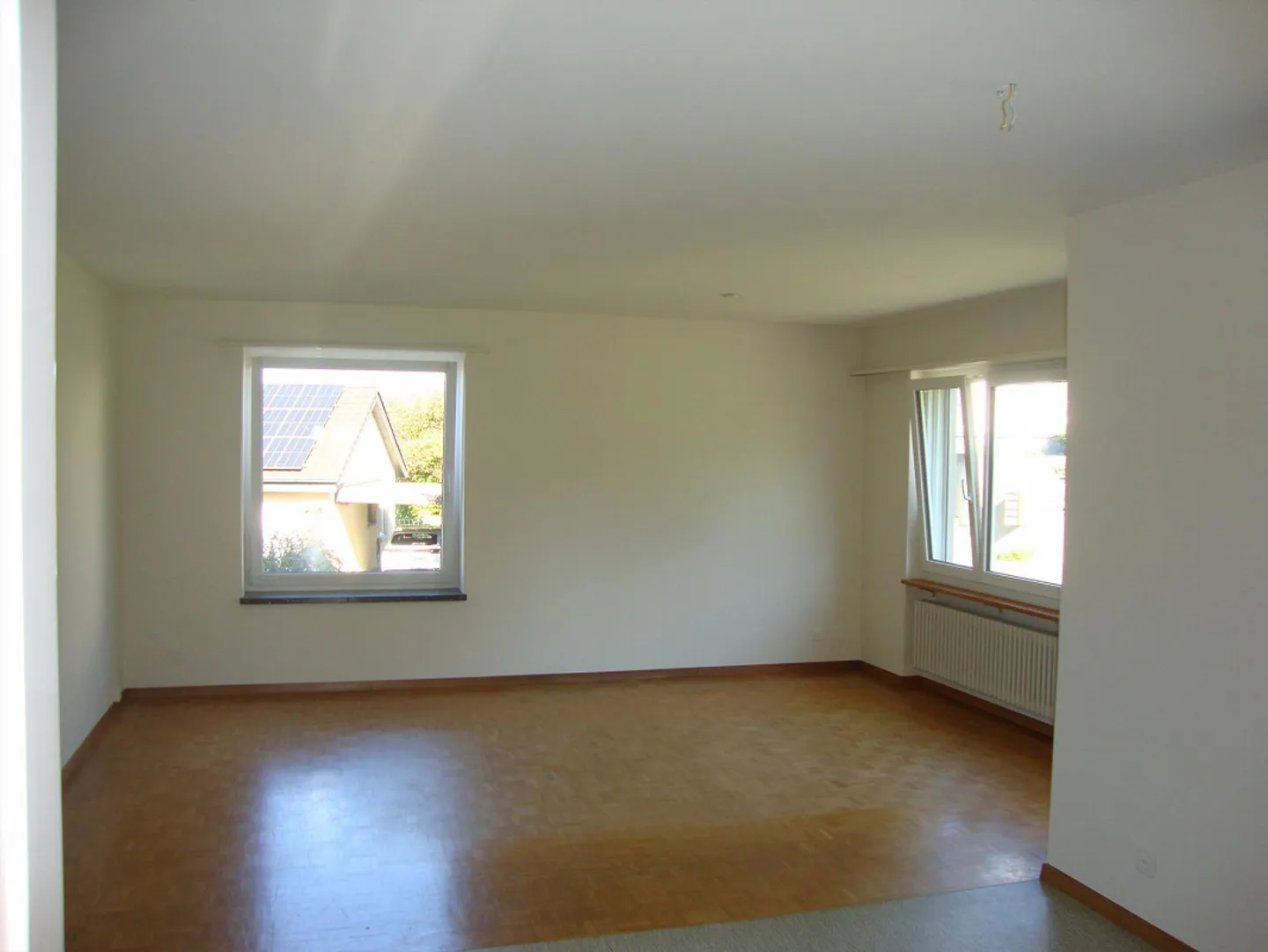 Sanierte 5-Zimmer Altliegenschaft mit grossem Umschwung zu vermieten - Foto 5 von 12