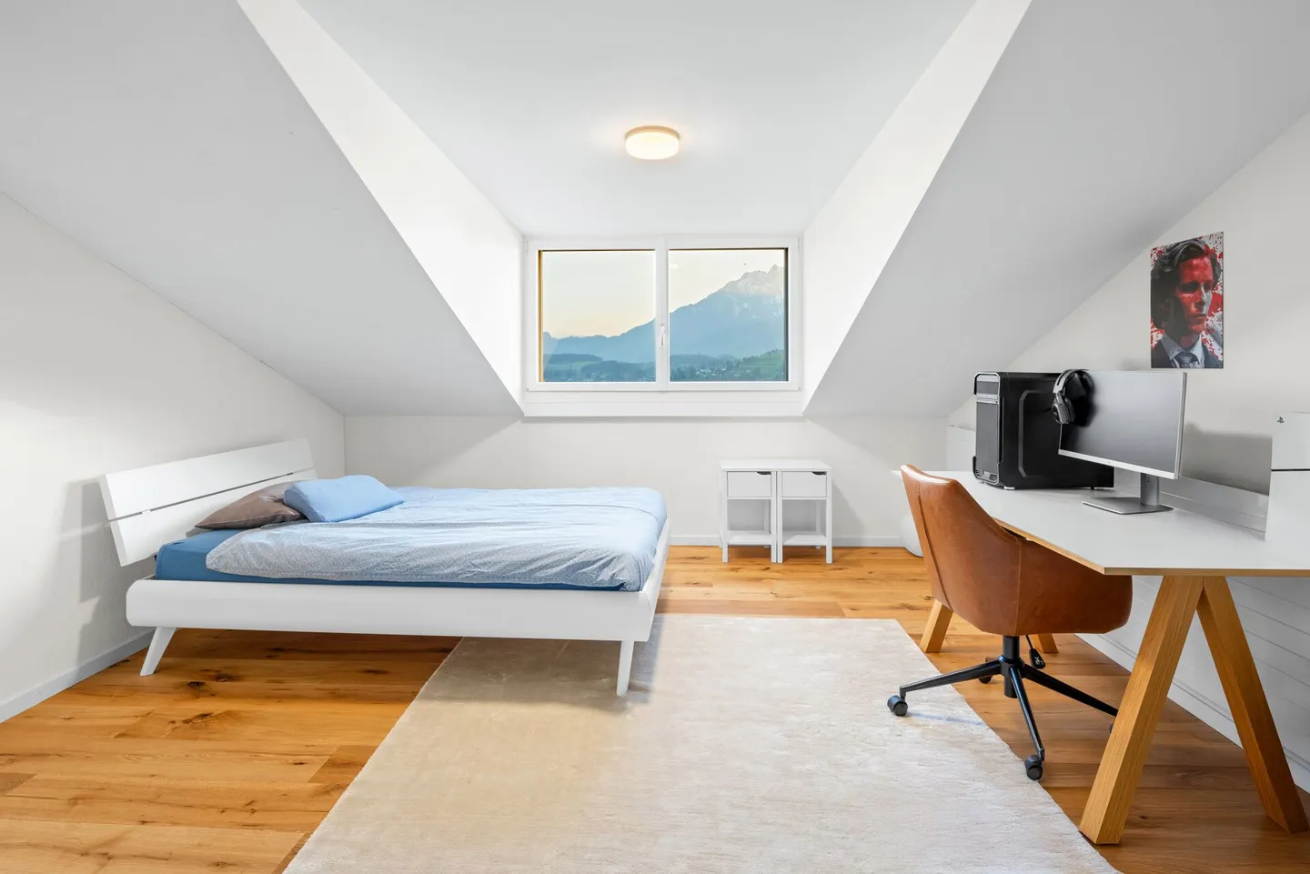 Exclusive Panorama Residence - Prime Location with Dream Scenery - Photo 5 of 8