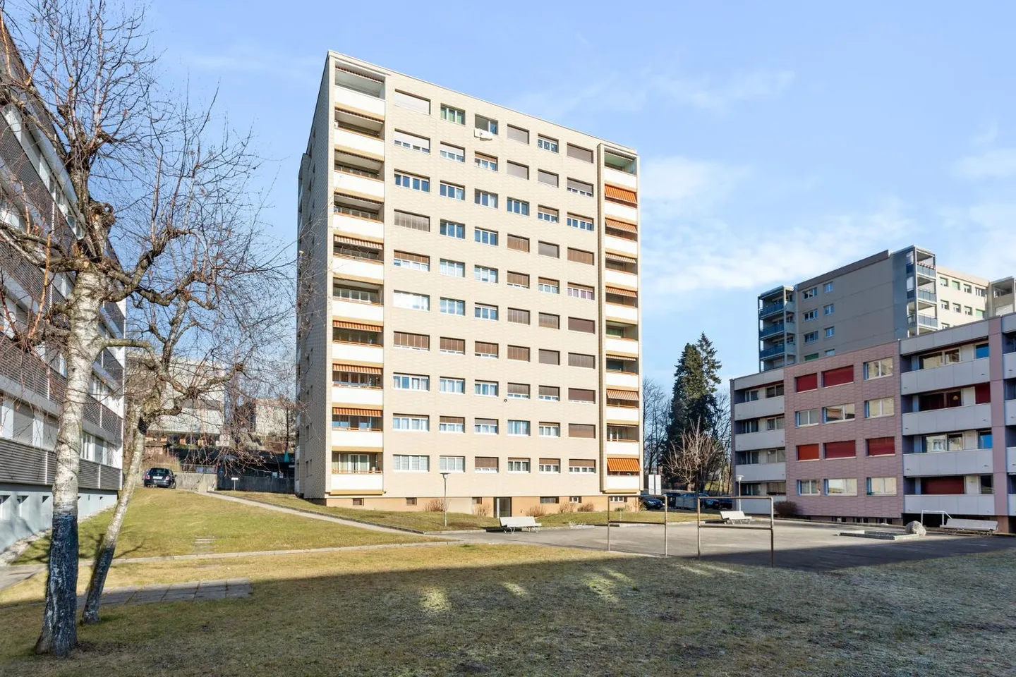 Helle Wohnung mit Balkon - Foto 1 von 6