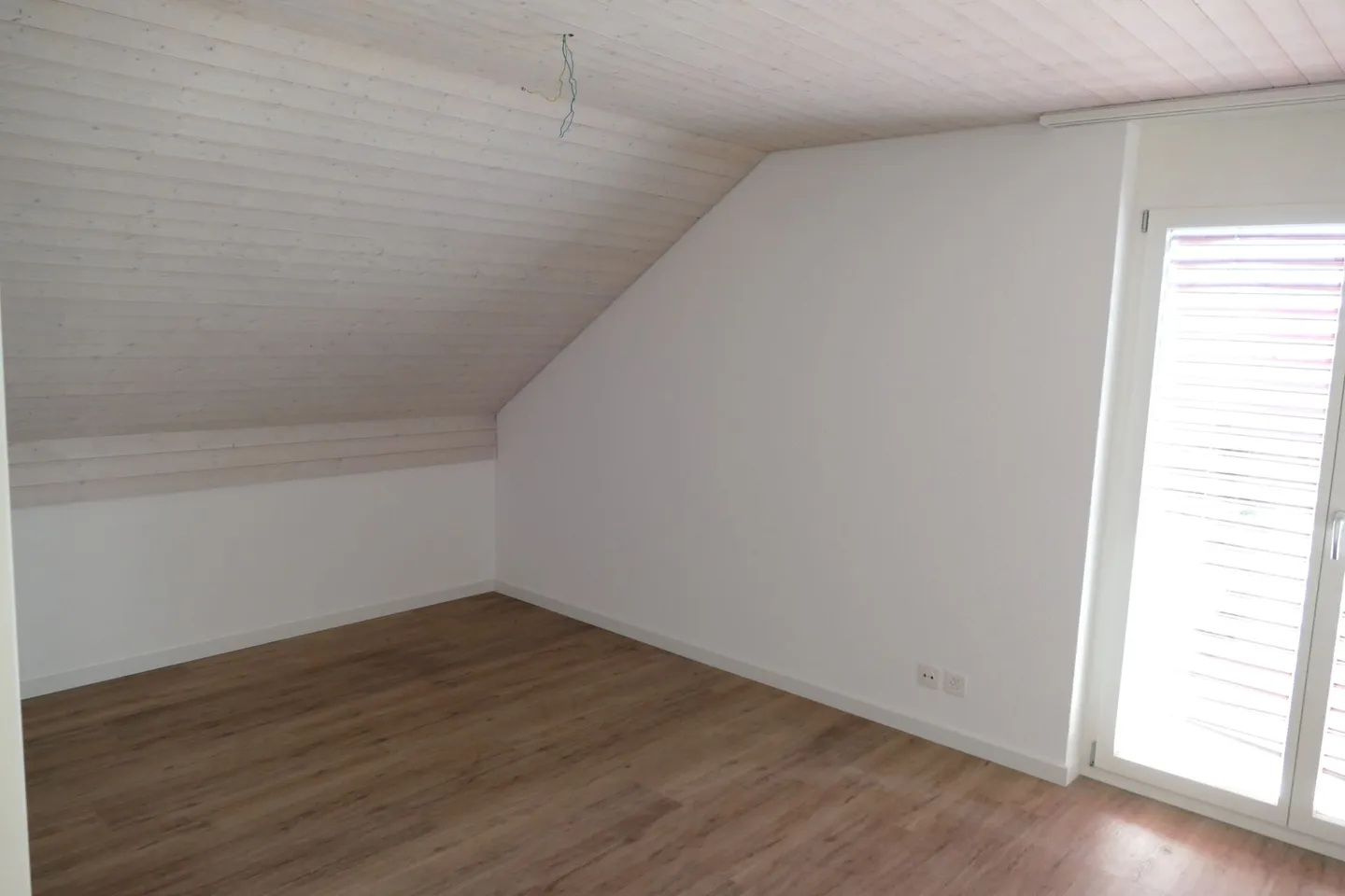 Appartamento mansardato 3.5 locali "uf der Flue 6 a Liesberg" - Foto 6 di 11