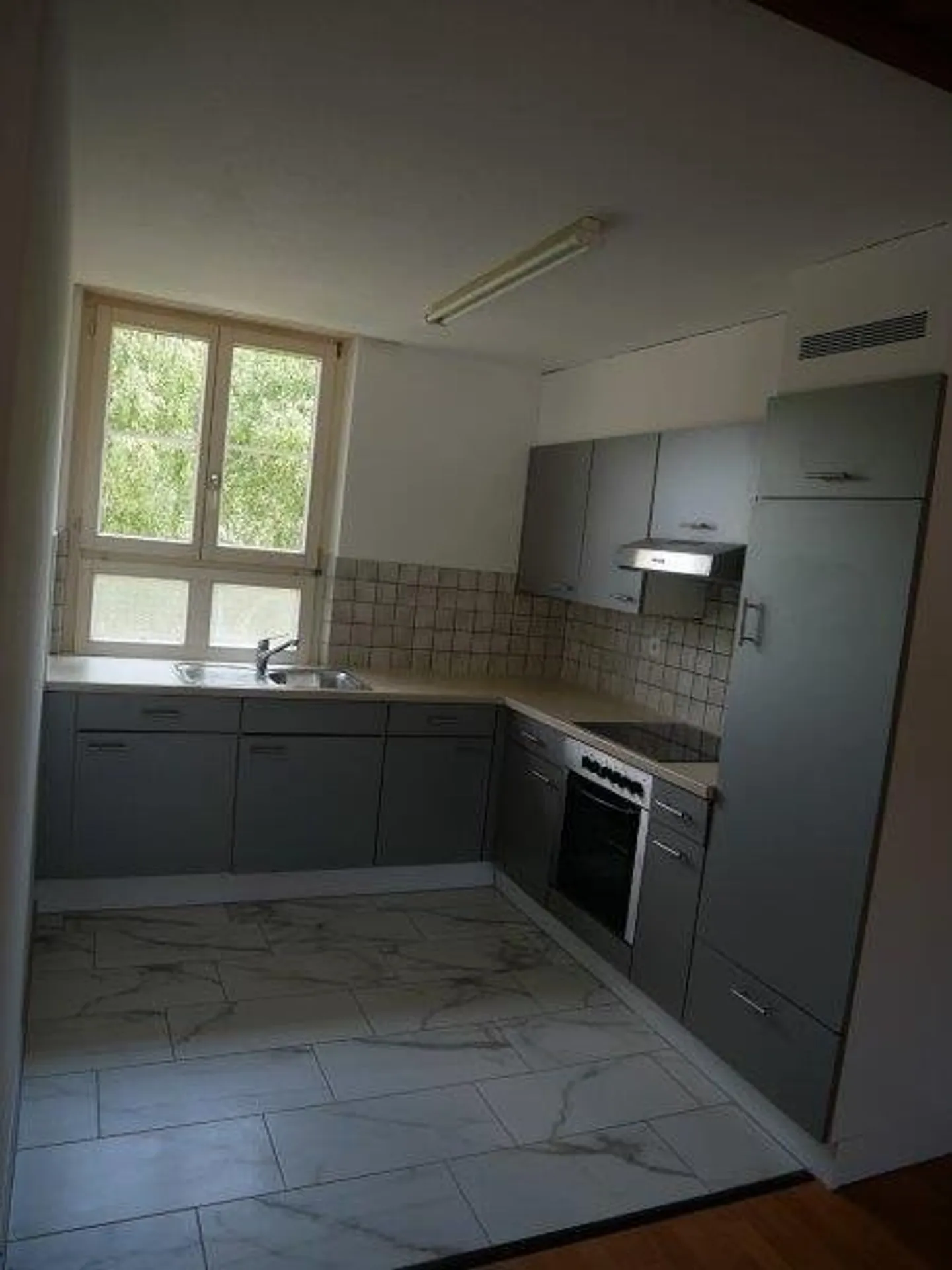 Appartamento 3.5 stanze in affitto, un affitto offerto! - Foto 2 di 10