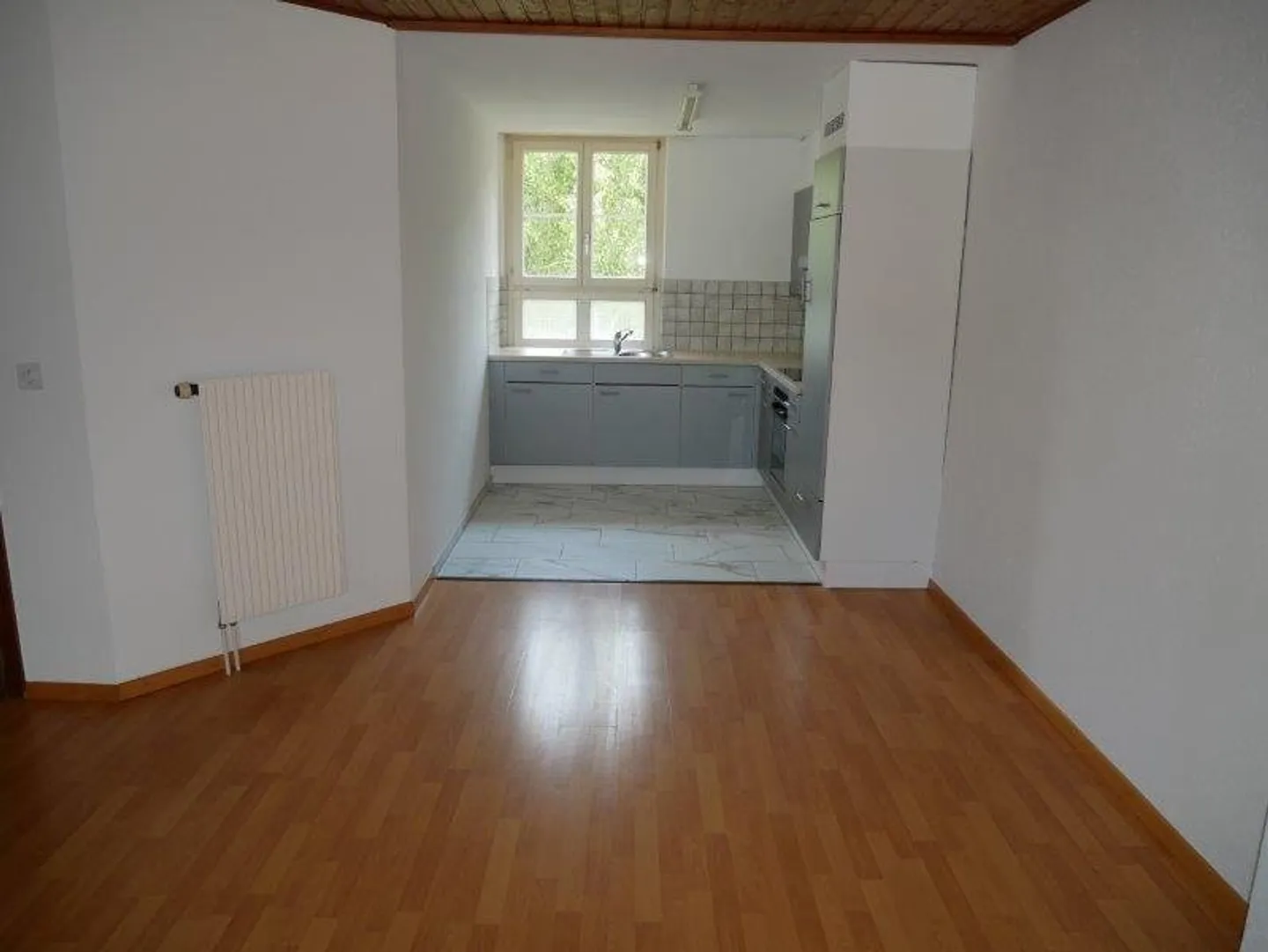 Appartamento 3.5 stanze in affitto, un affitto offerto! - Foto 3 di 10