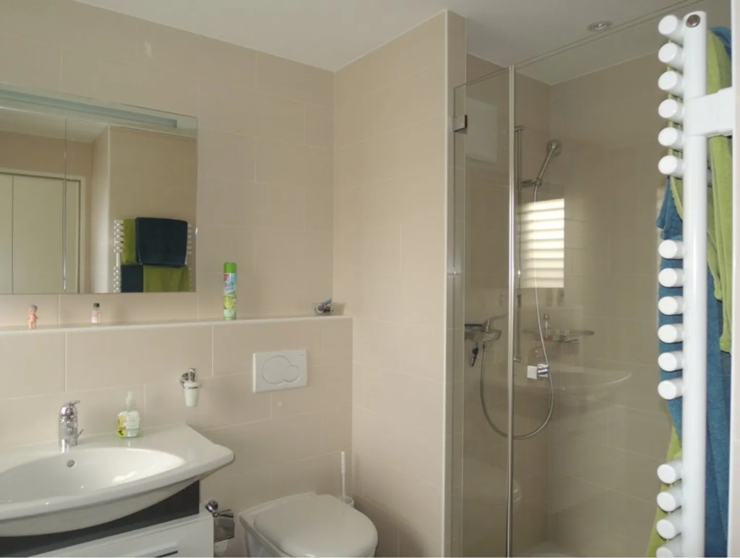 Appartamento moderno con giardino spazioso - Foto 5 di 8