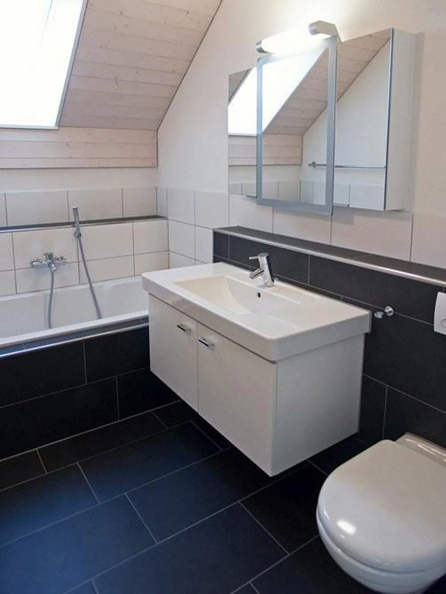 Über den Dächern von Büttikon - Foto 2 von 8