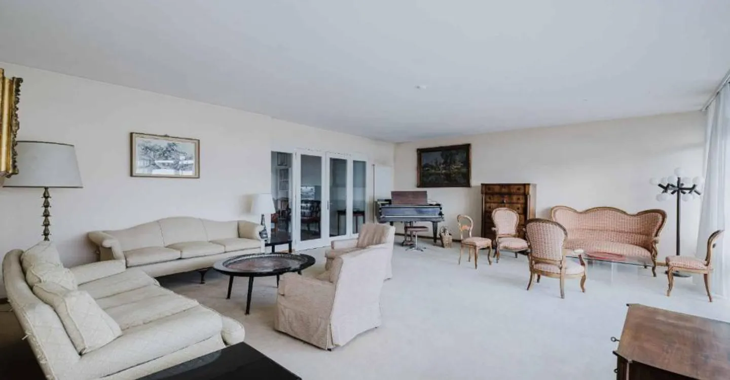 Budé - Spacious 7-room apartment on the top floor - Photo 5 of 10