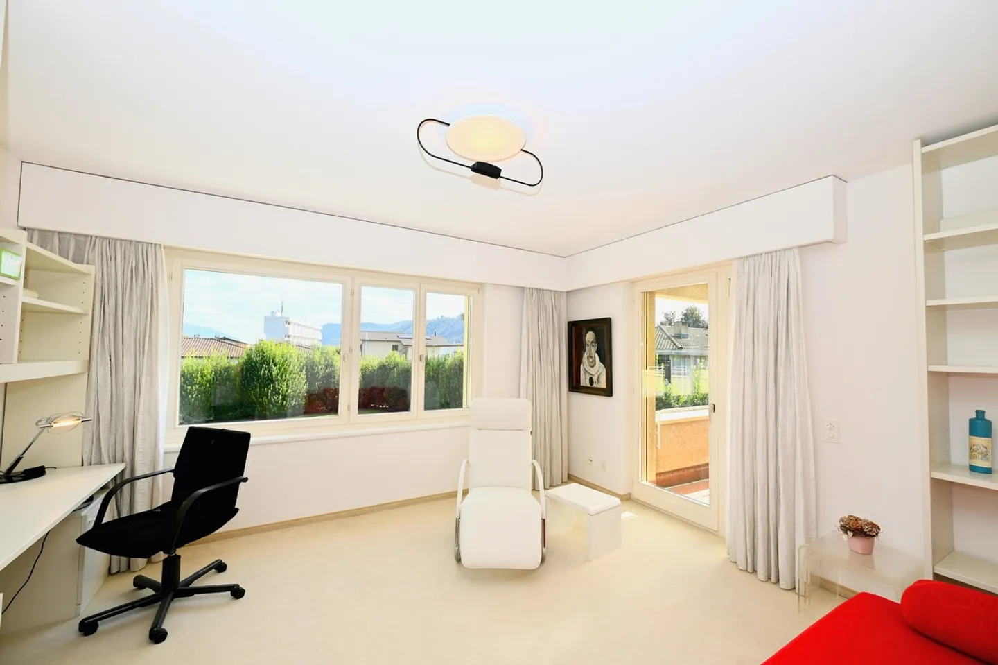 Exklusive Villa mit Pool in Novazzano, Mendrisiotto - Foto 26 von 31