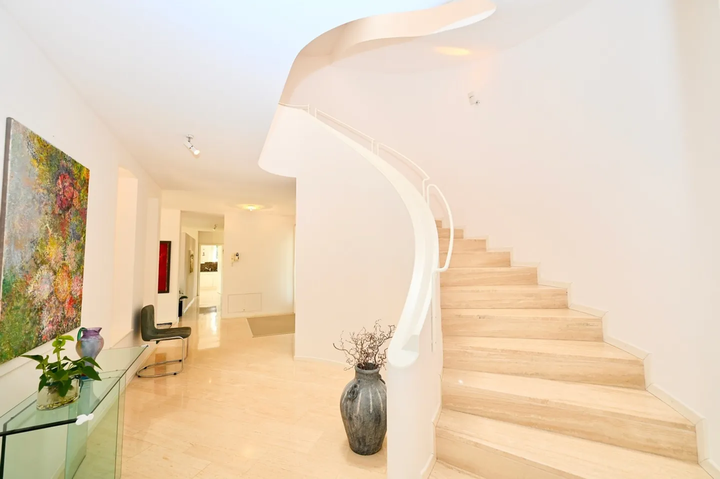 Exklusive Villa mit Pool in Novazzano, Mendrisiotto - Foto 28 von 31
