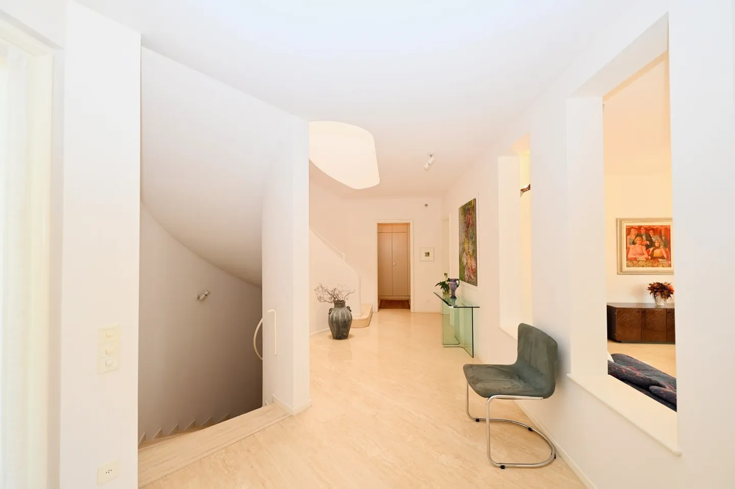 Exklusive Villa mit Pool in Novazzano, Mendrisiotto - Foto 27 von 31