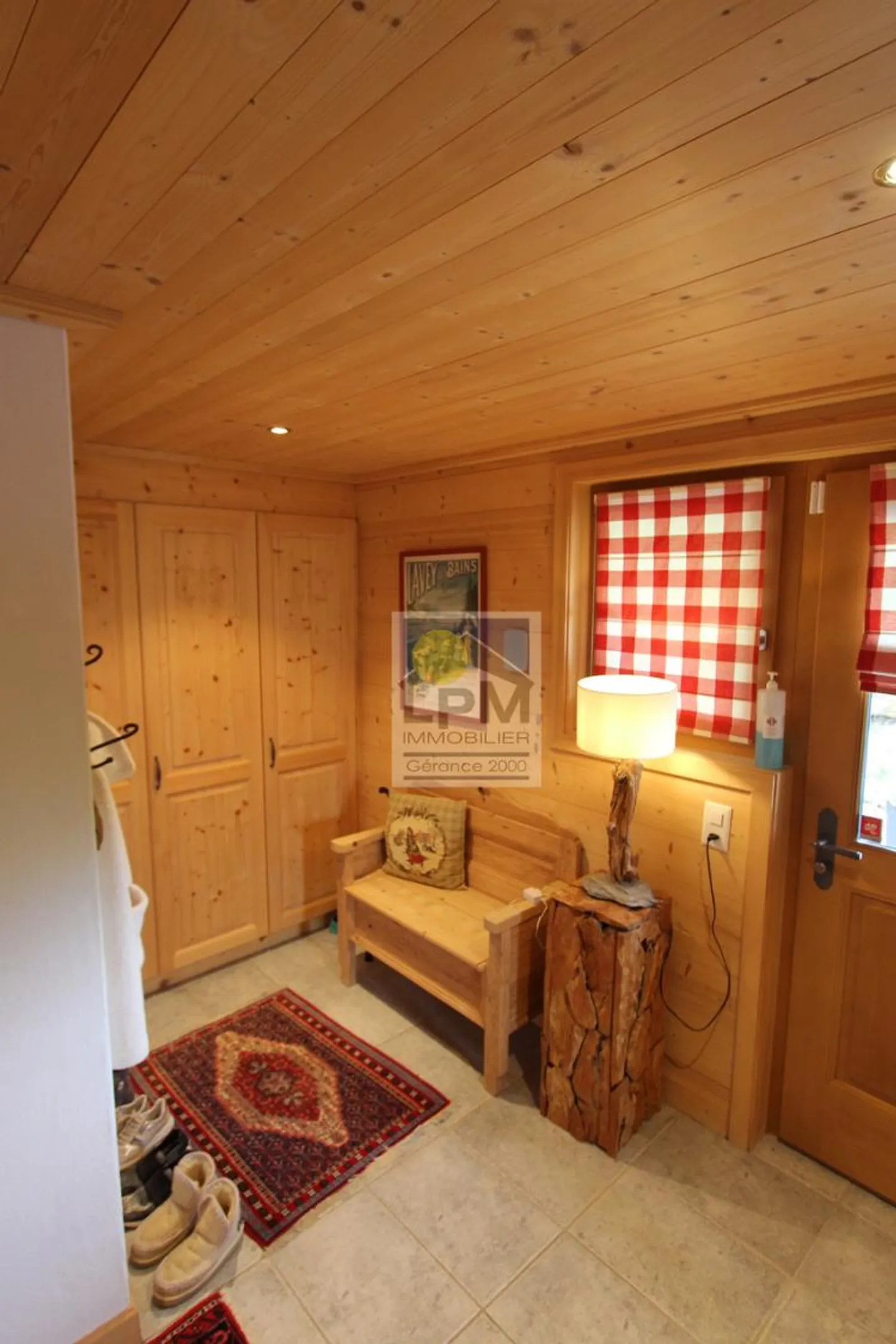 Charming Family Chalet with Views - Photo 2 of 13