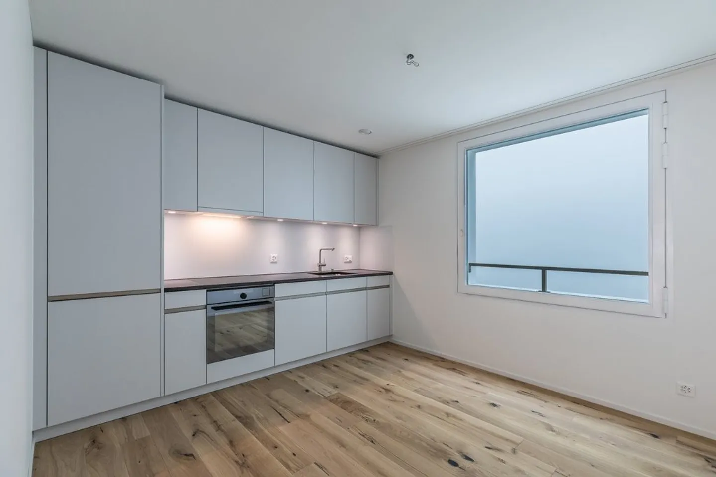 Charmante 2.5-Zimmerwohnung in Zürich - Foto 2 von 6