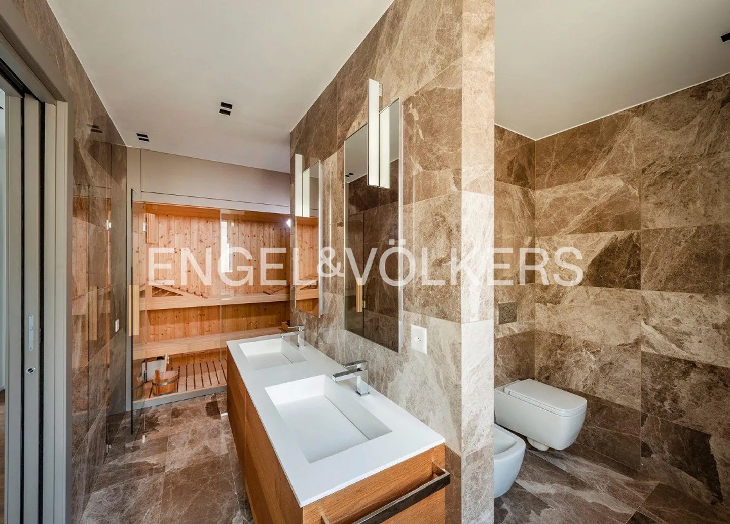 Residenza prestigiosa direttamente sul lago - Foto 5 di 8