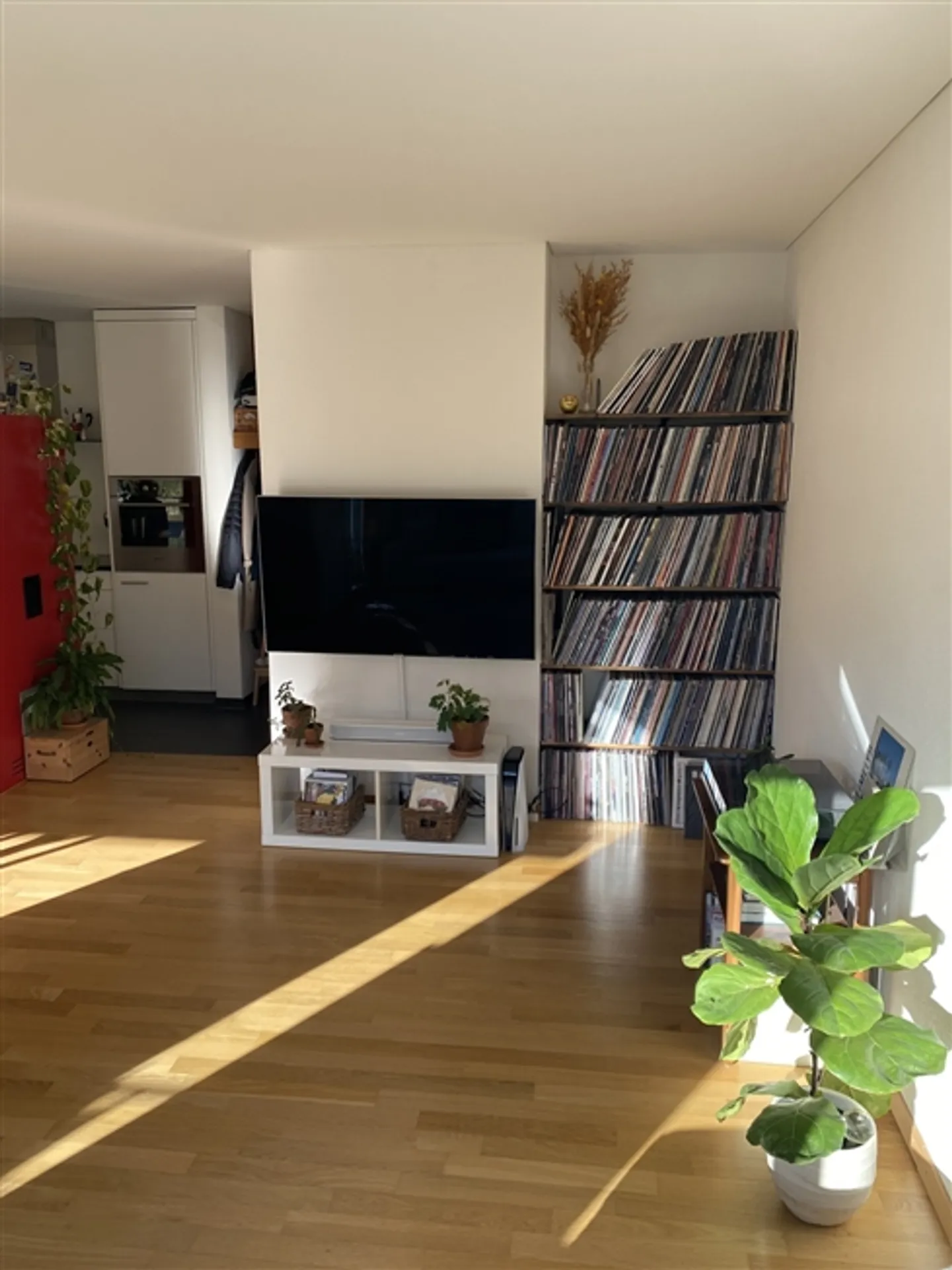 3½ APPARTAMENTO A ZURIGO - DISTRETTO 9 ALBISRIEDEN, ARREDATO, TEMPORANEO - Foto 2 di 10