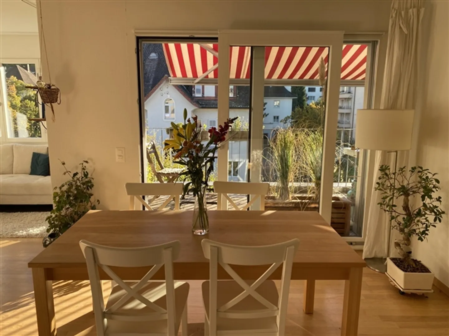 3½ APPARTAMENTO A ZURIGO - DISTRETTO 9 ALBISRIEDEN, ARREDATO, TEMPORANEO - Foto 3 di 10