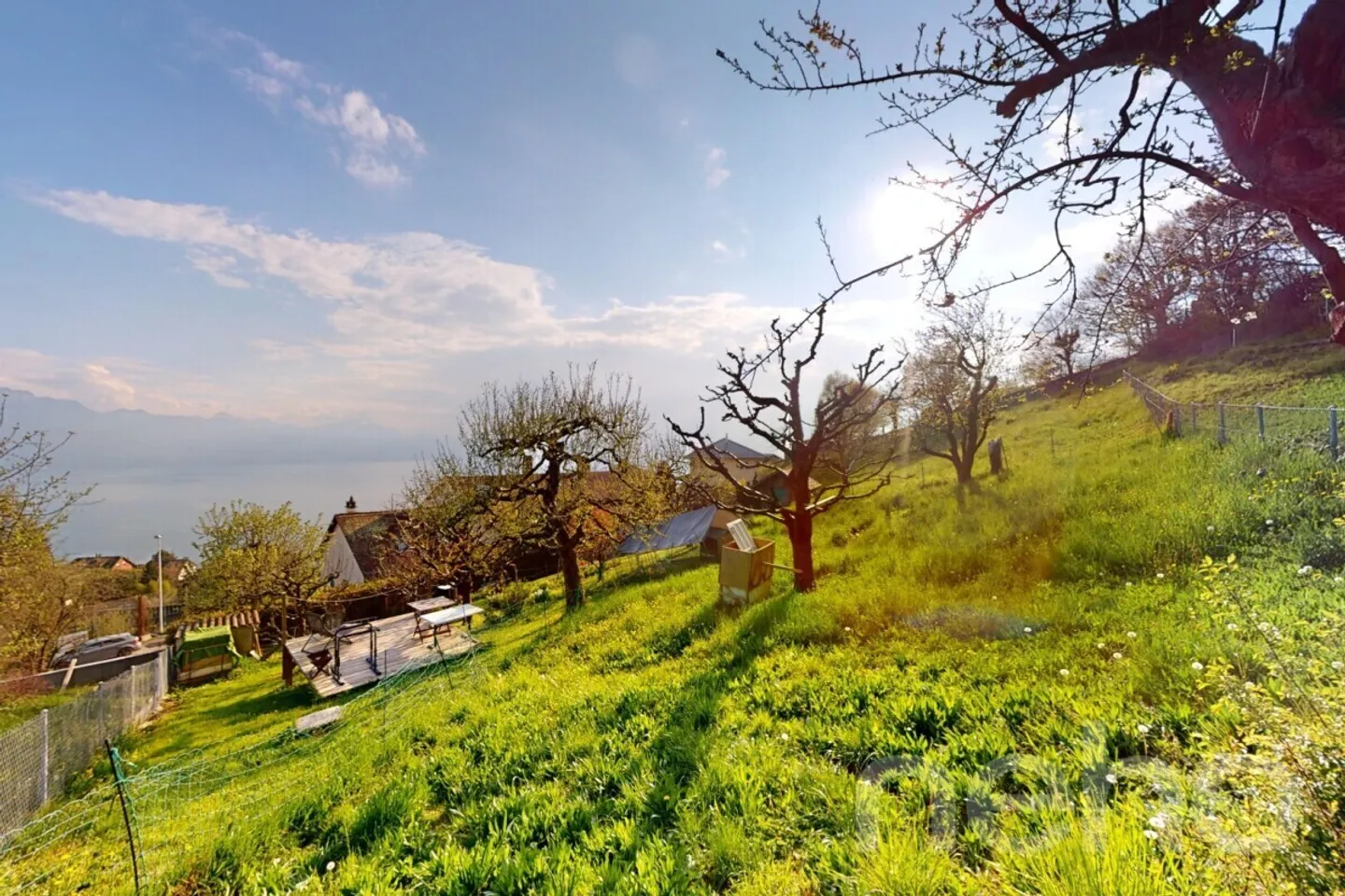 Building plot with panoramic view of the lake and the Alps - Photo 3 of 13