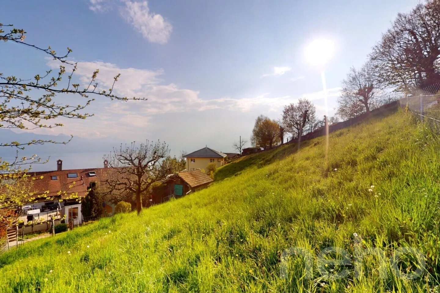 Building plot with panoramic view of the lake and the Alps - Photo 4 of 13