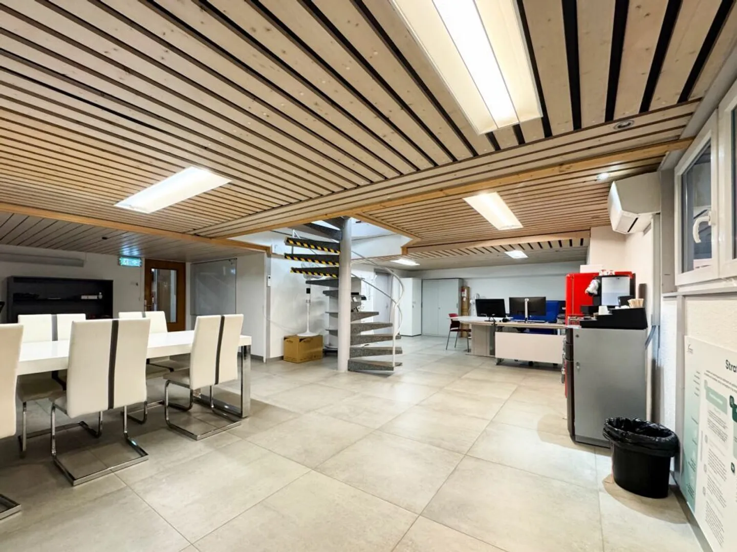 Immeuble mixte à vendre - Photo 5 sur 12