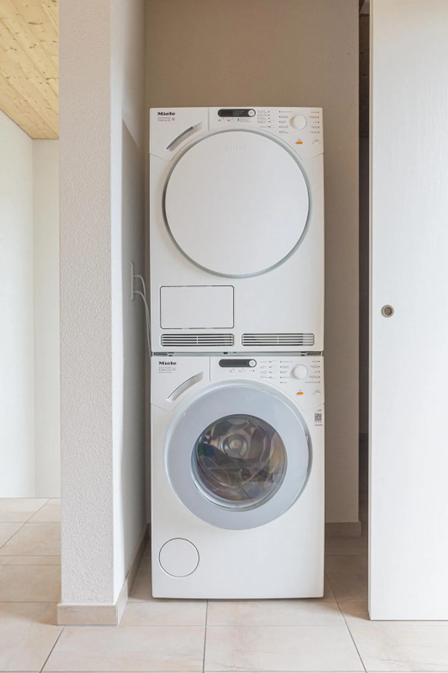 Appartamento attraente di 4,5 stanze in affitto! - Foto 9 di 12