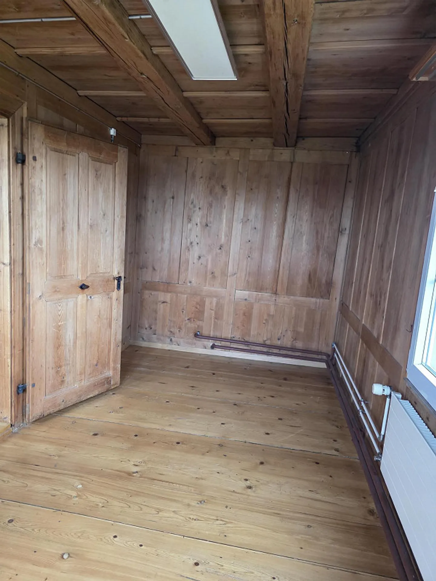 5 Room Apartment in Old Farmhouse - Photo 3 of 13