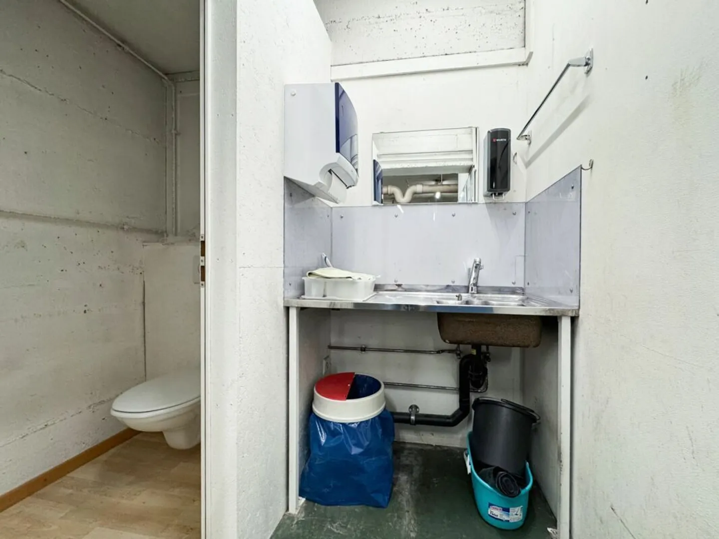 Immeuble mixte à vendre - Photo 8 sur 12