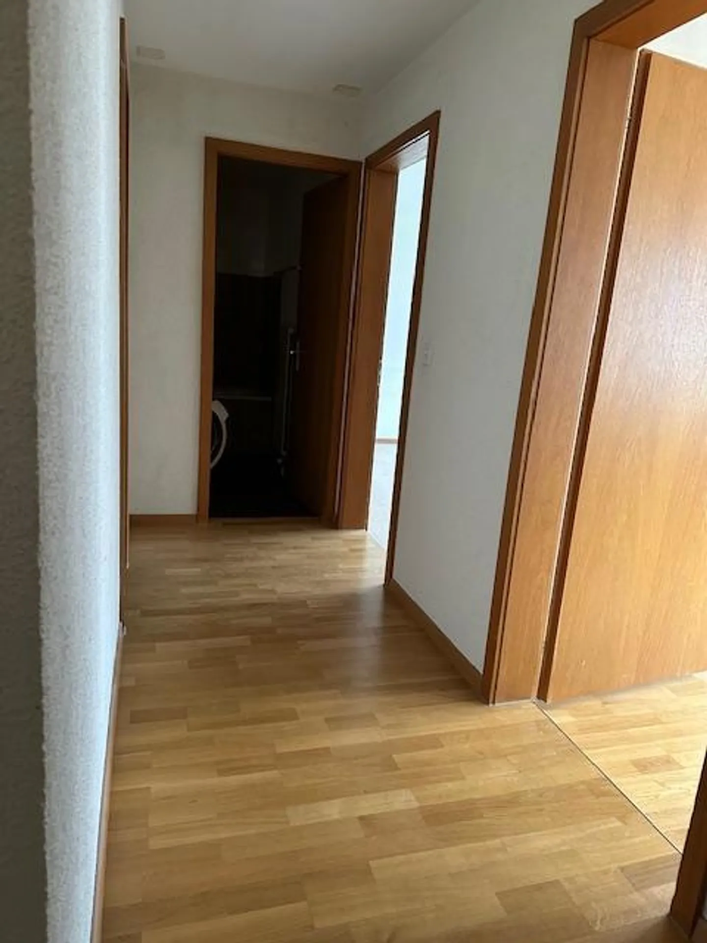 Appartement spacieux de 3,5 pièces, env. 92m2 avec terrasse et beaucoup d'espace vert - Photo 9 sur 9