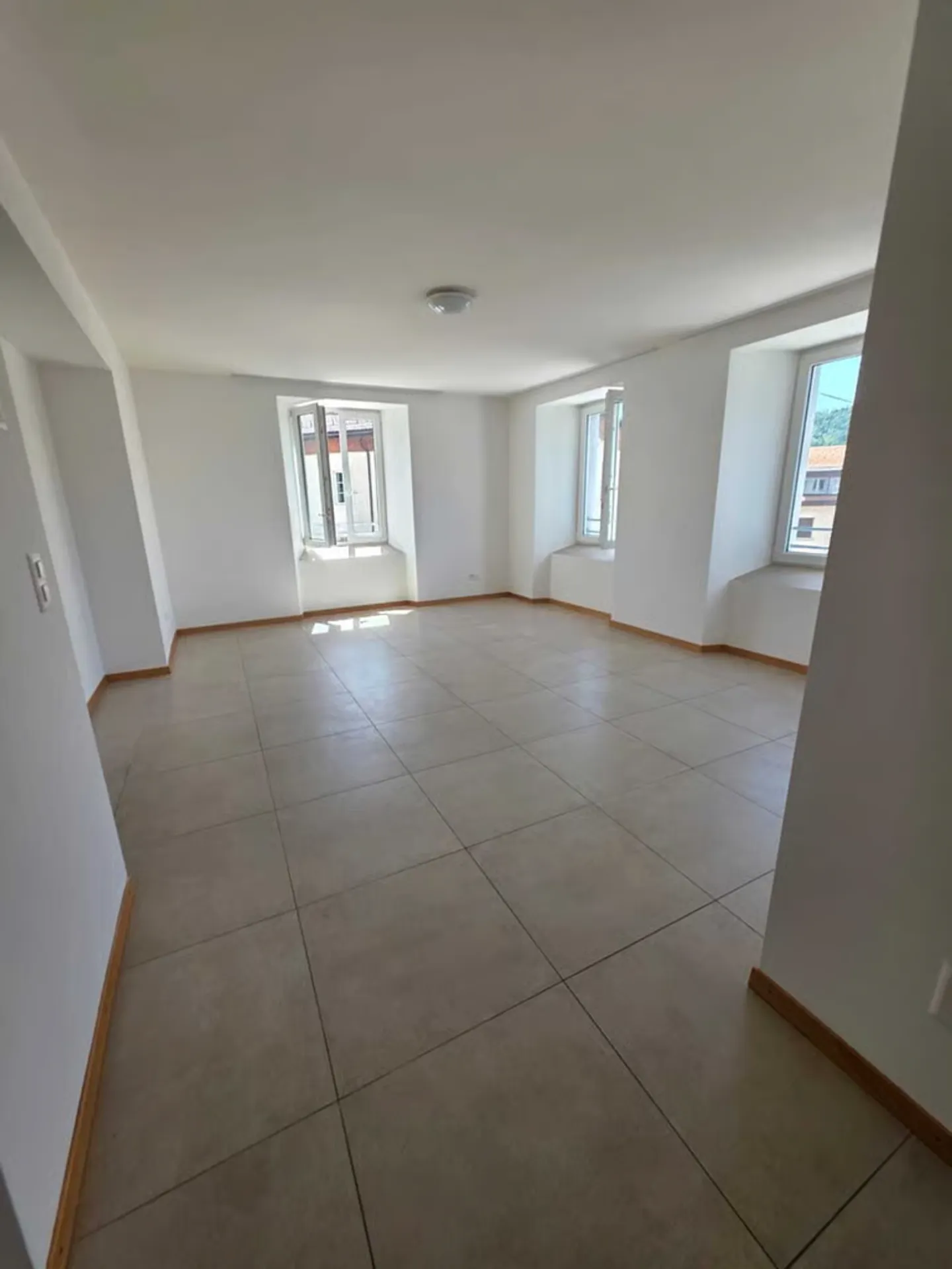 Modern 2.5-room apartment on the 1st floor - Photo 6 of 8