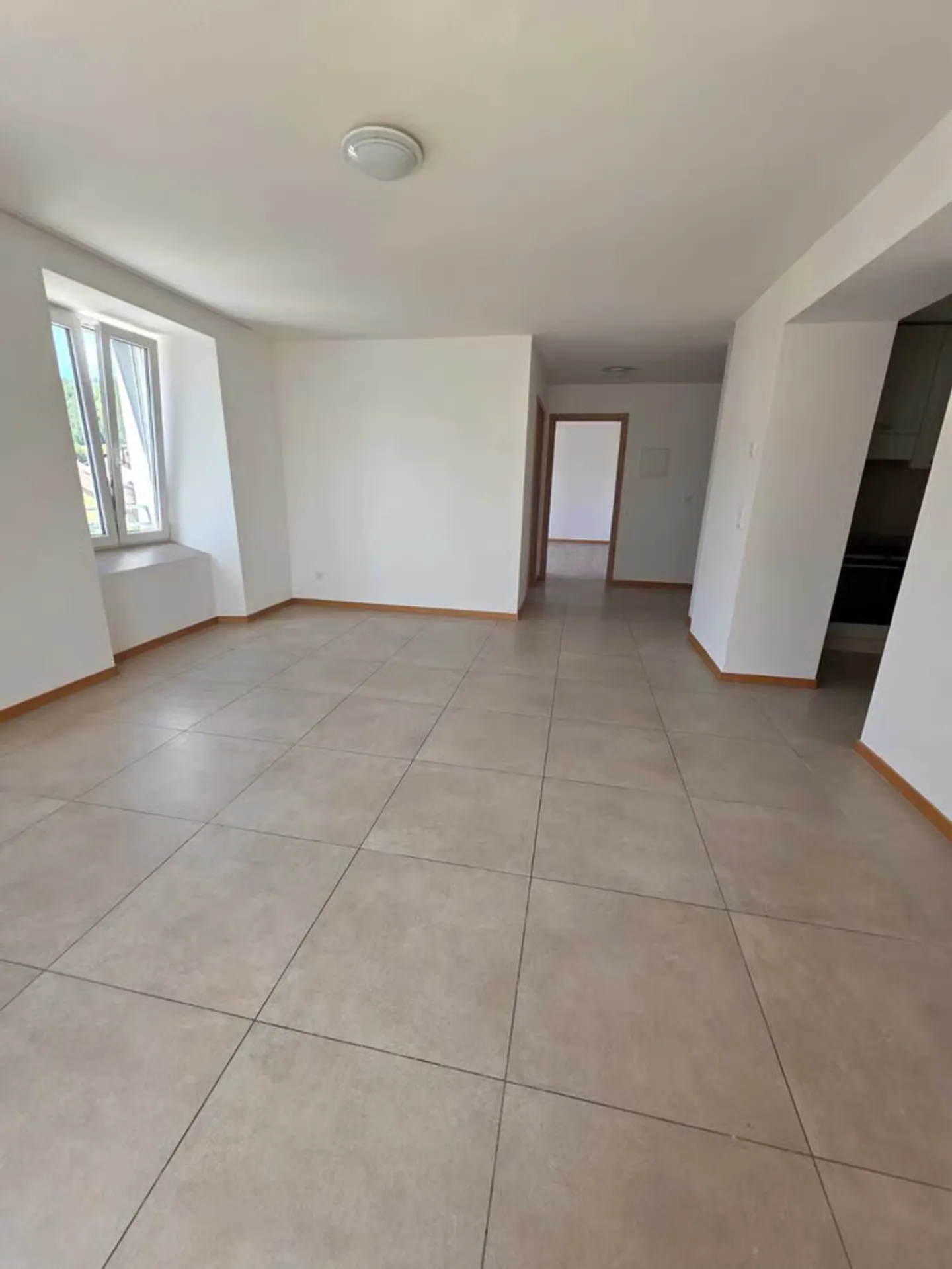 Modern 2.5-room apartment on the 1st floor - Photo 8 of 8