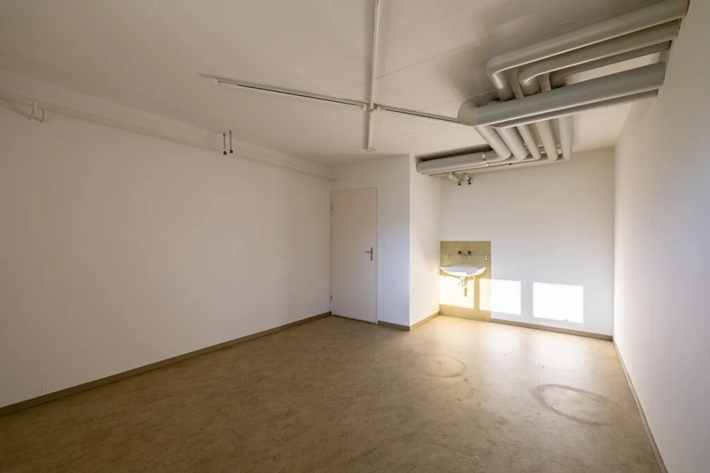 Bastelraum zu vermieten - Foto 2 von 5