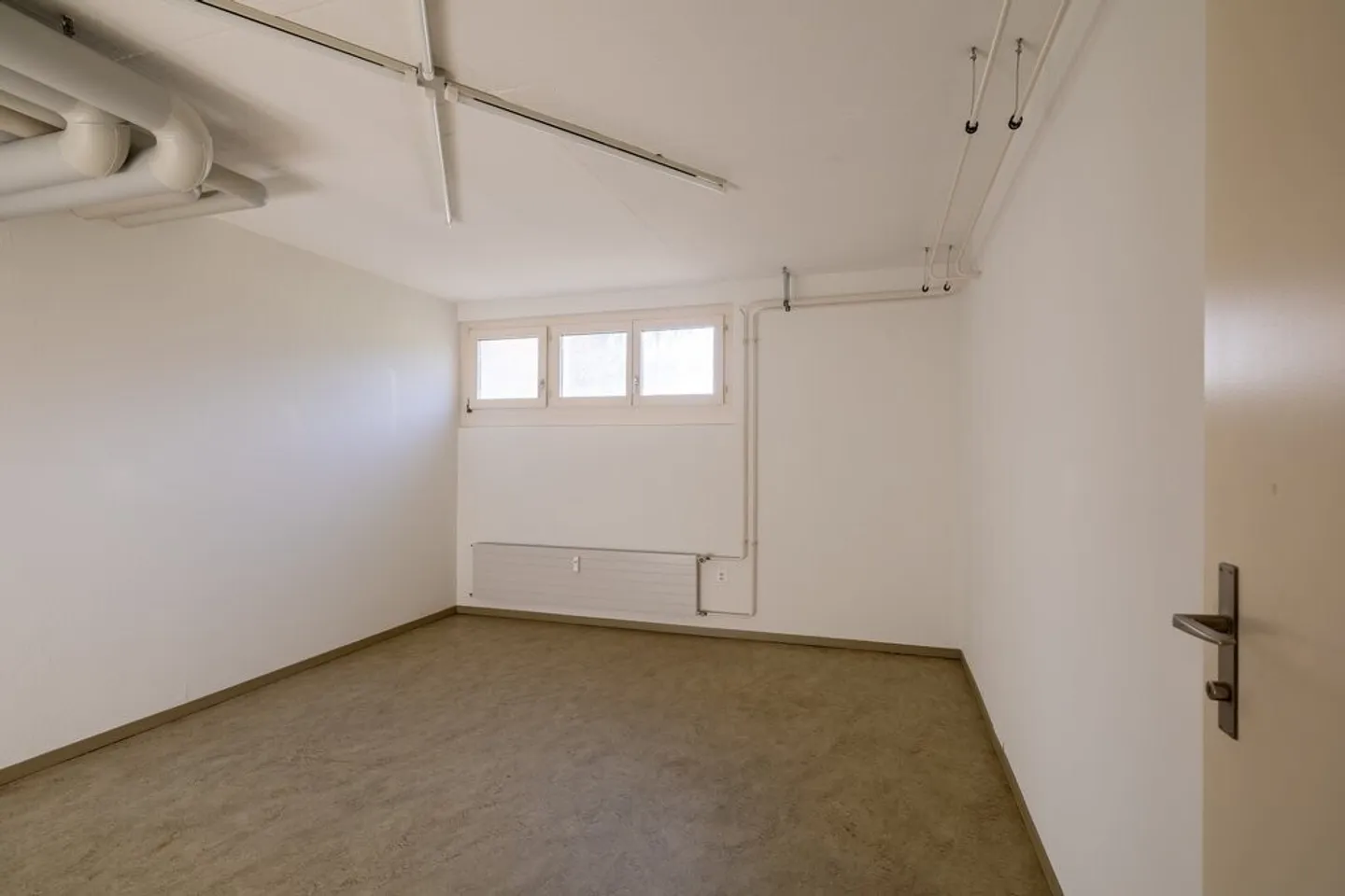 Bastelraum zu vermieten - Foto 3 von 5